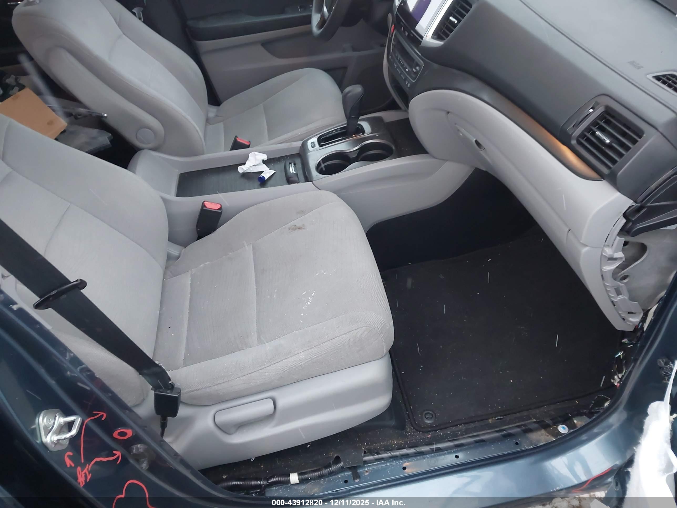 HONDA PILOT image 5
