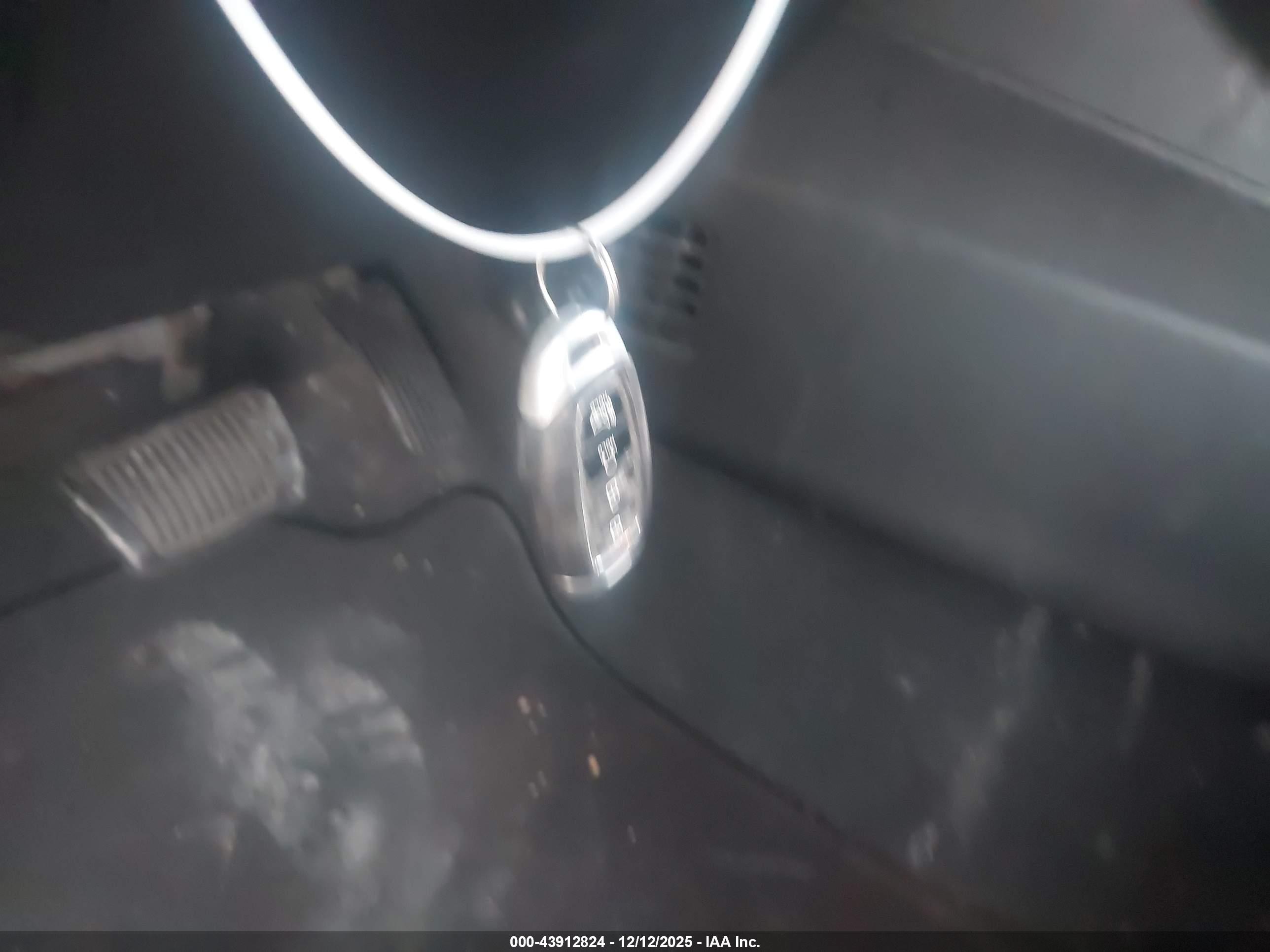 HYUNDAI VENUE image 11