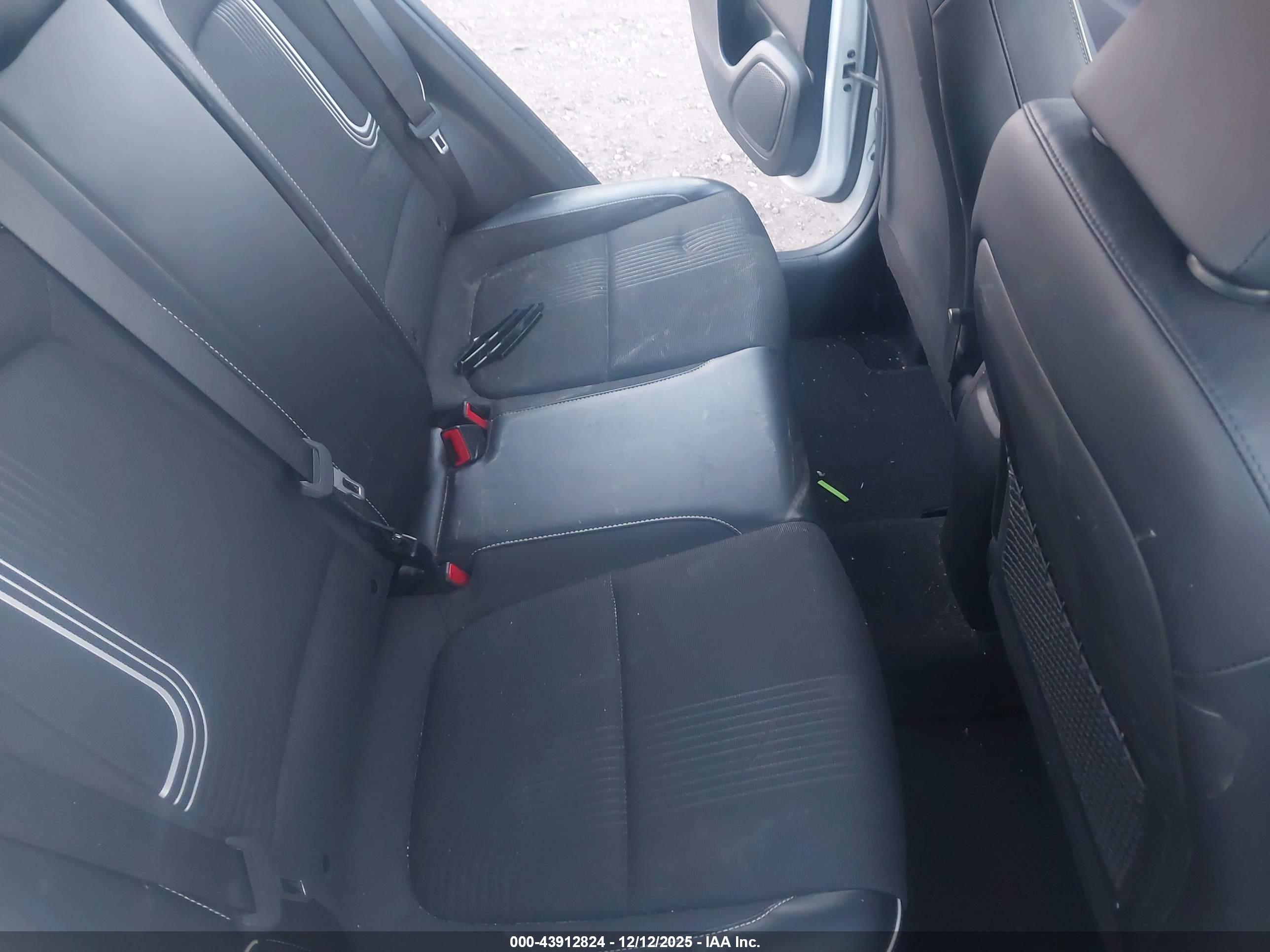 HYUNDAI VENUE image 5