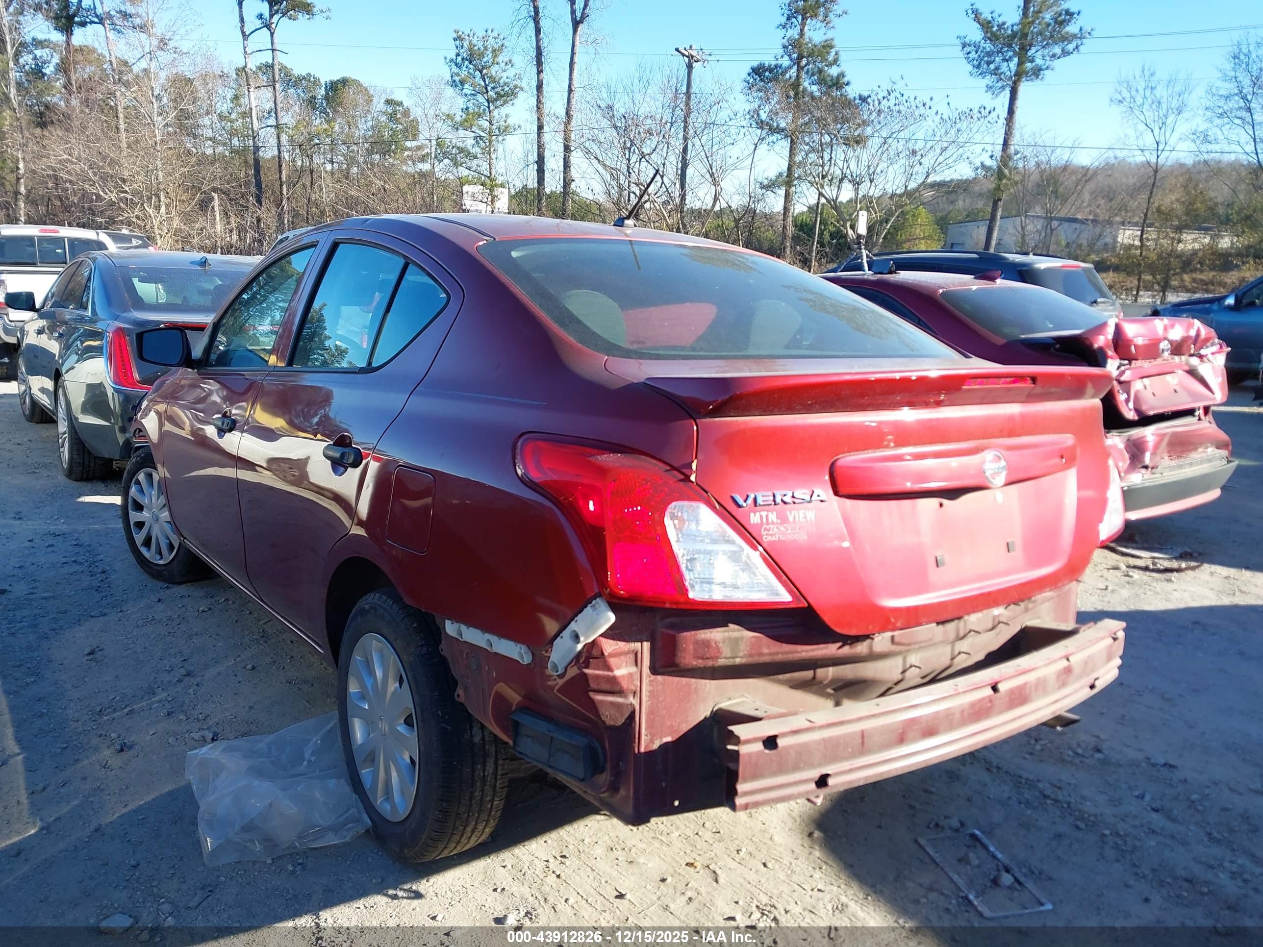 NISSAN VERSA image 3