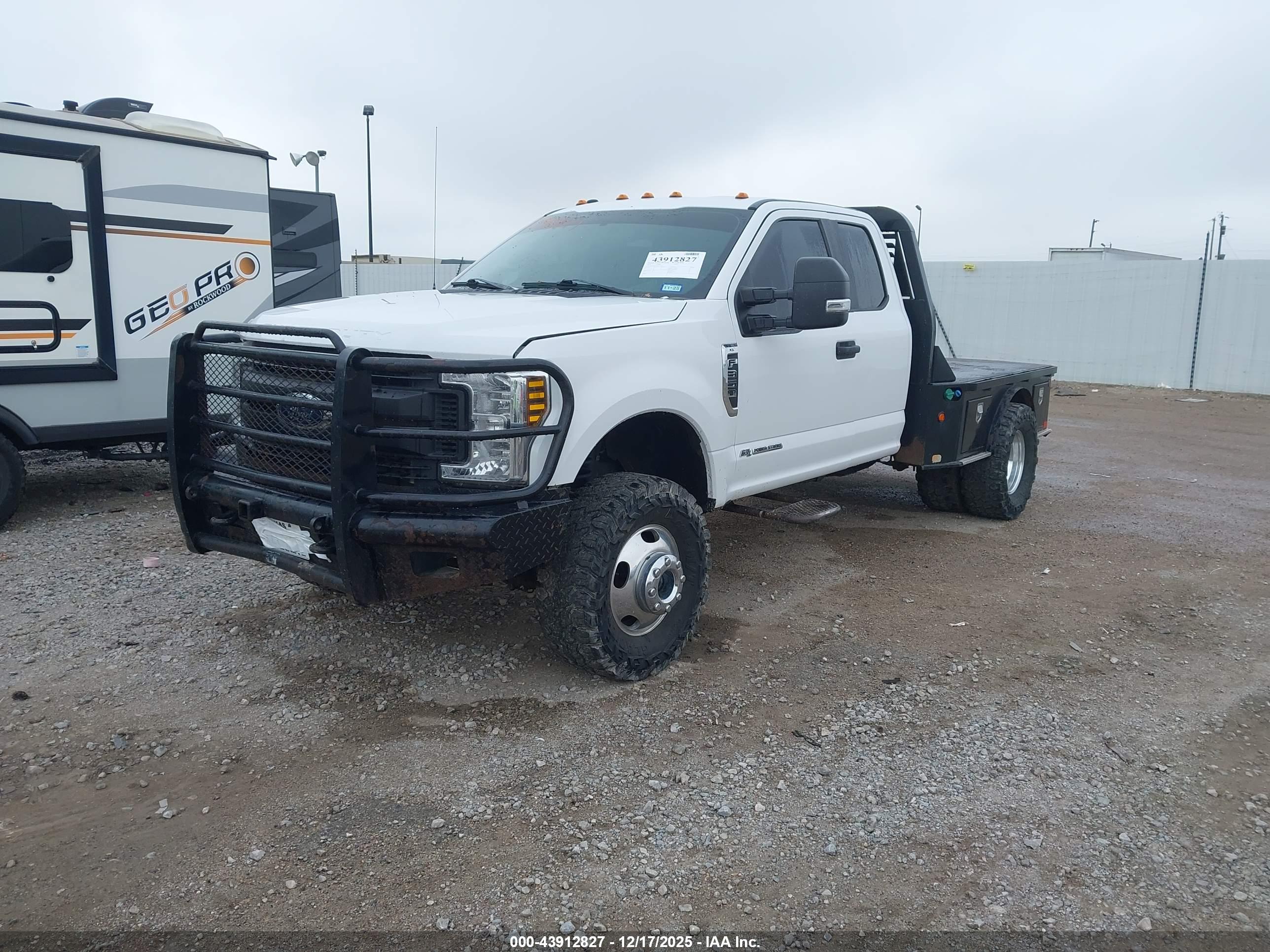 FORD F350 image 2
