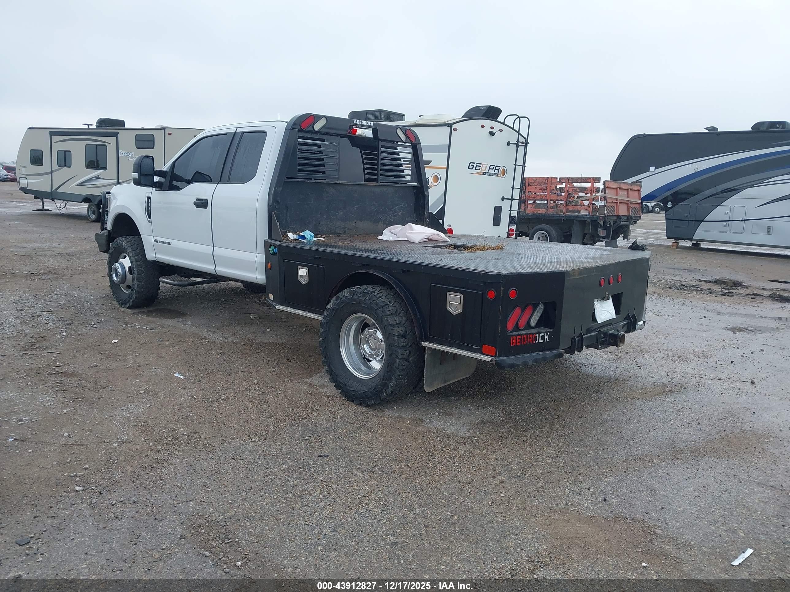 FORD F350 image 3