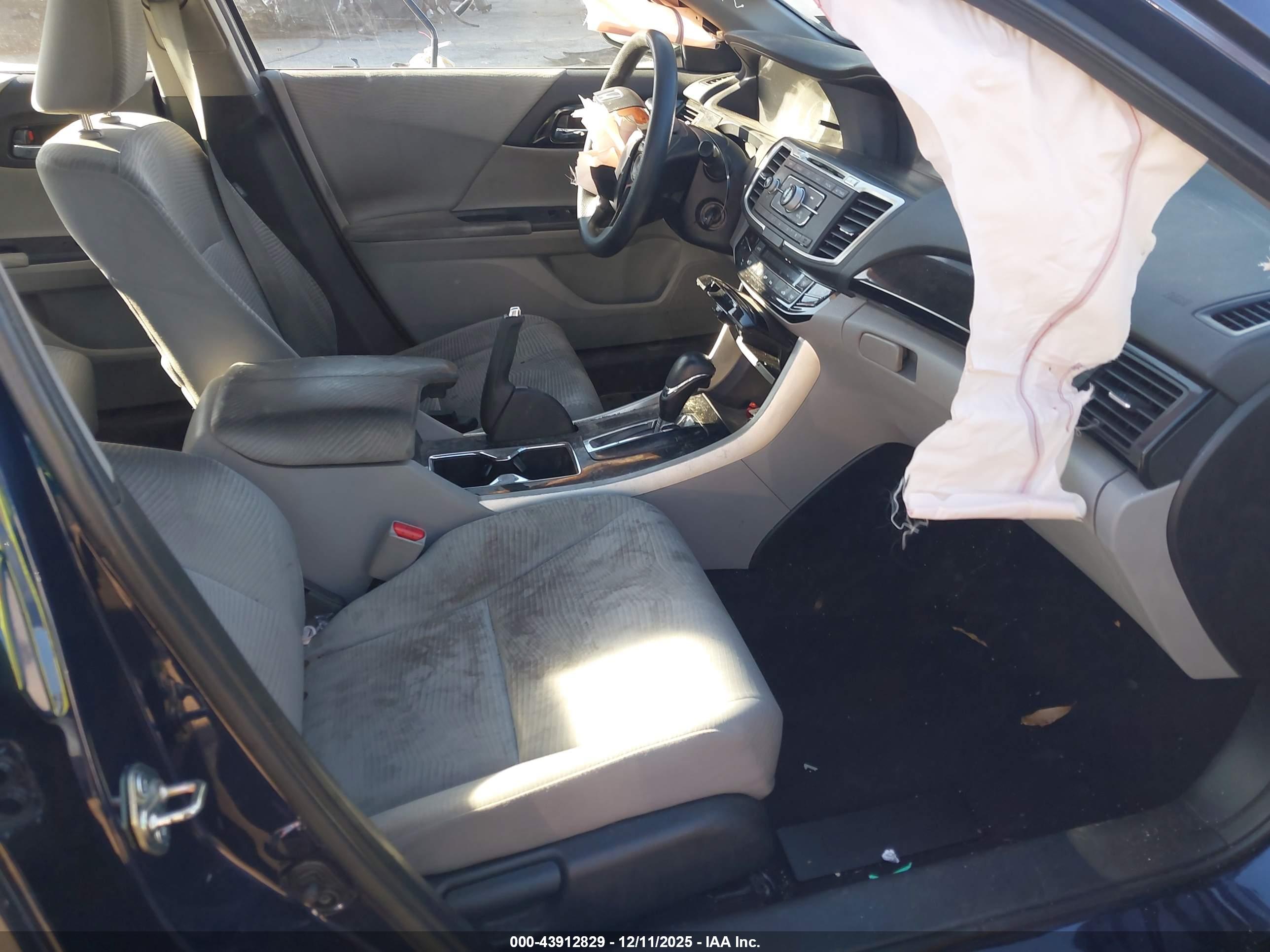 HONDA ACCORD image 5