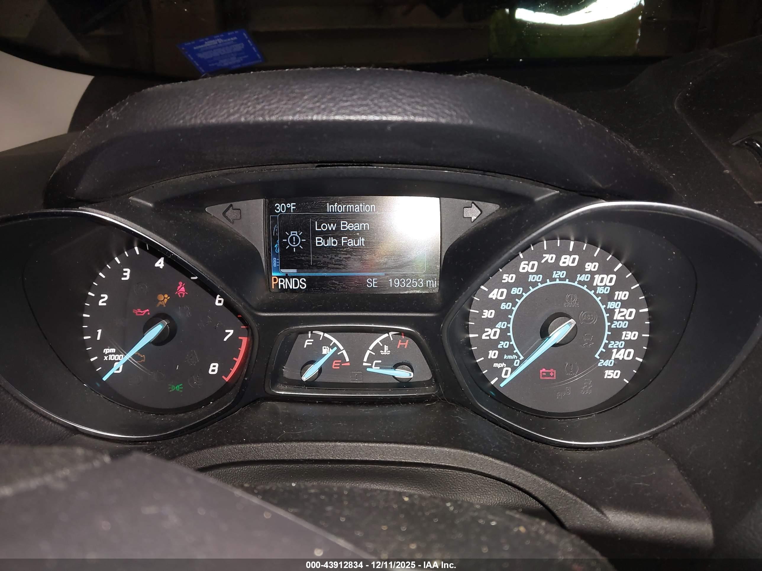 FORD ESCAPE image 7