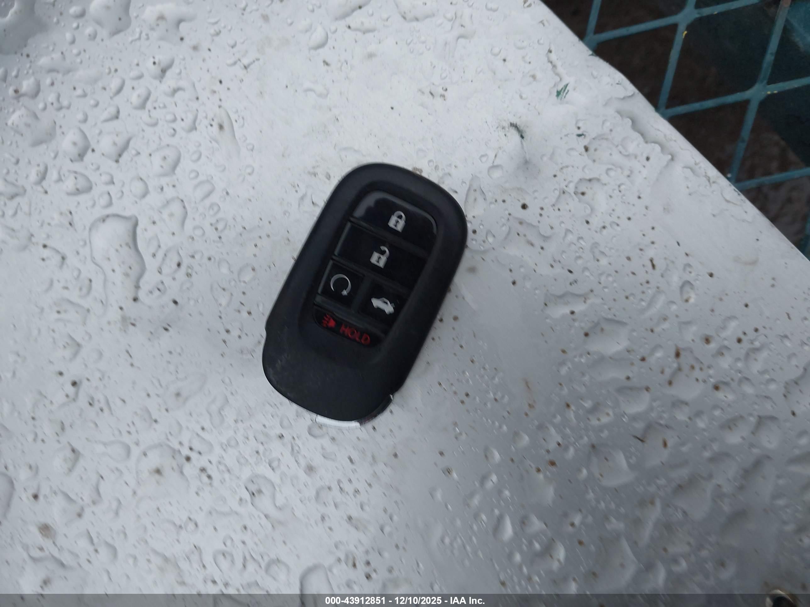 HONDA CIVIC image 11