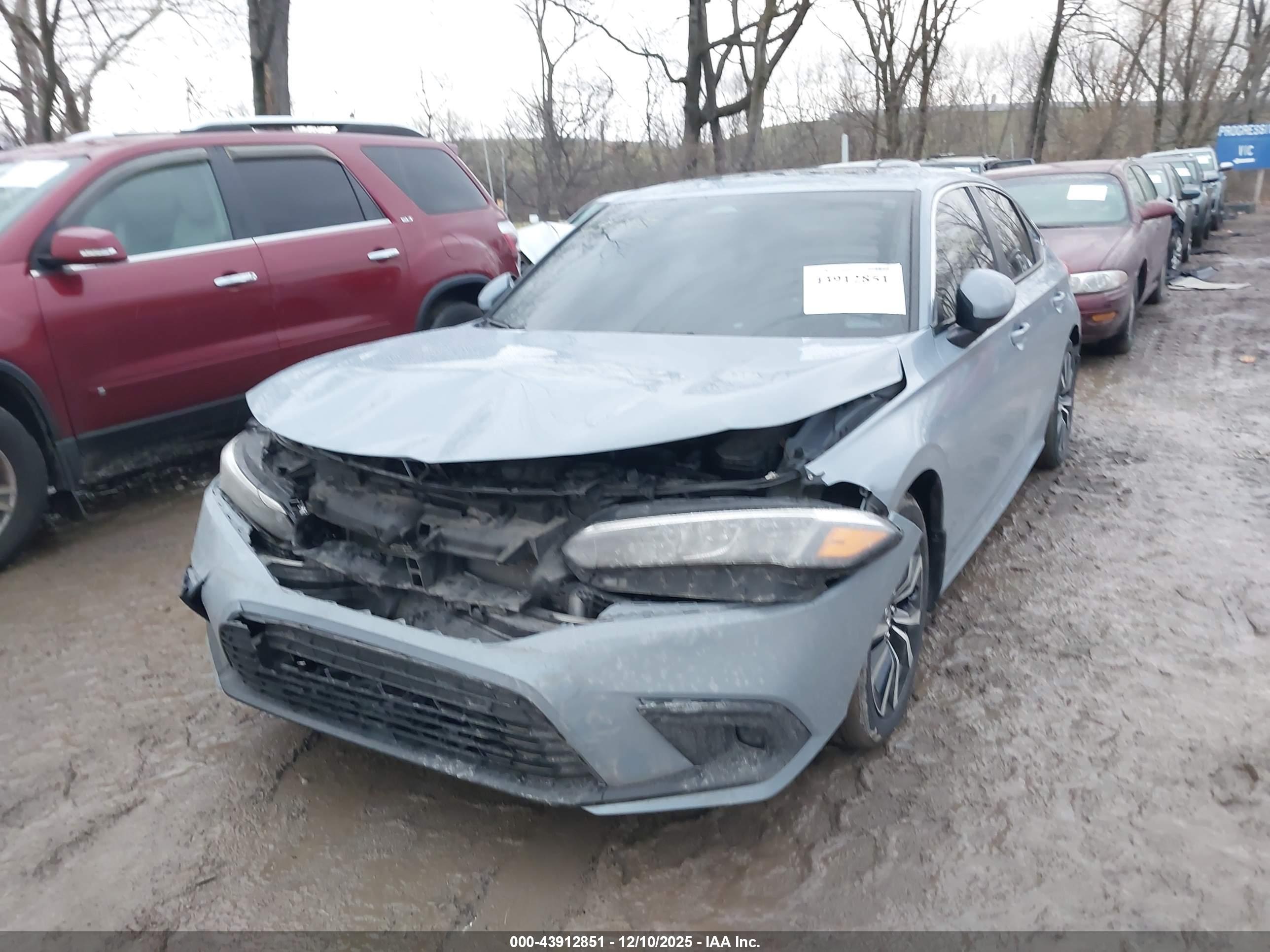 HONDA CIVIC image 2