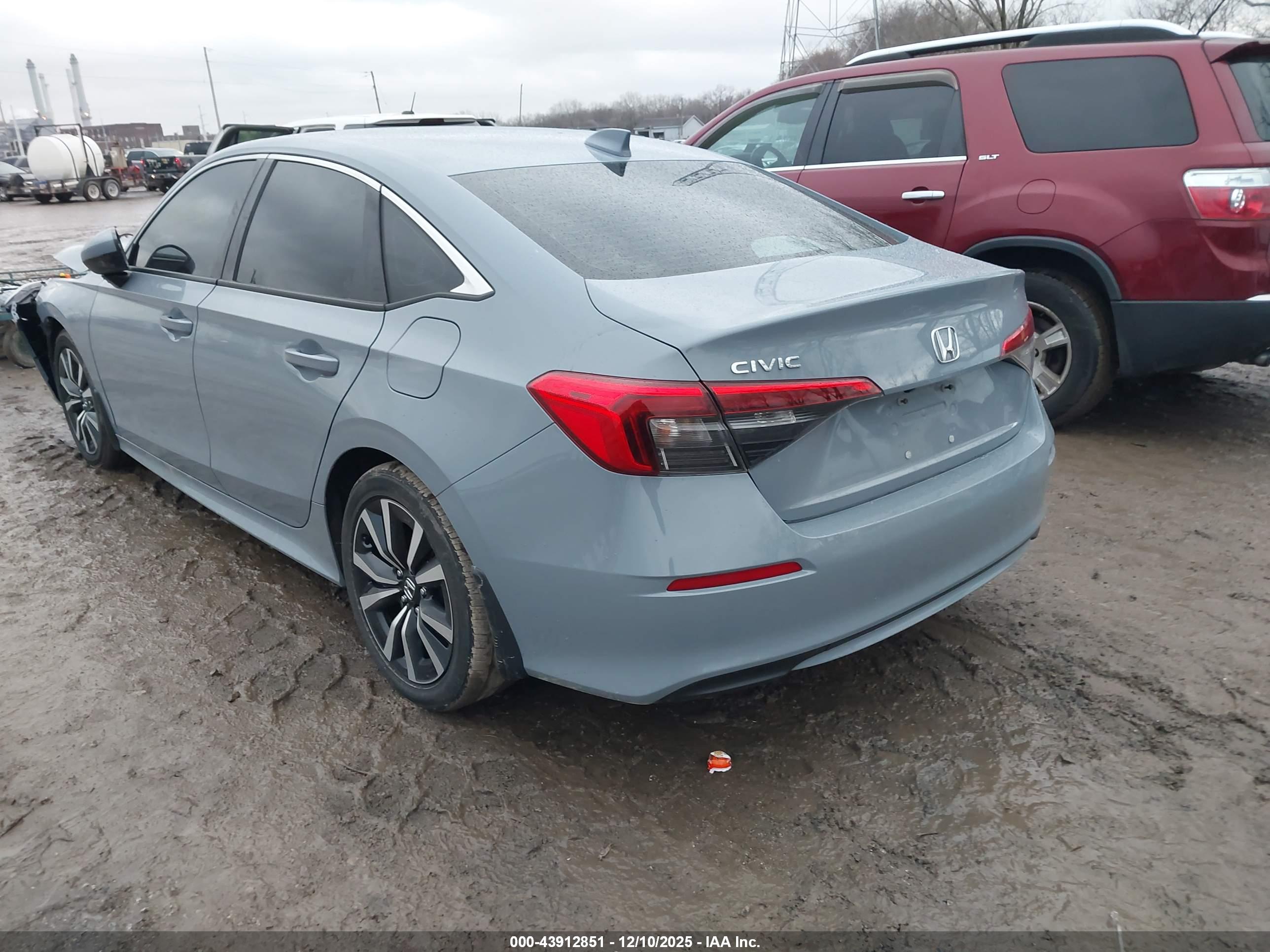 HONDA CIVIC image 3