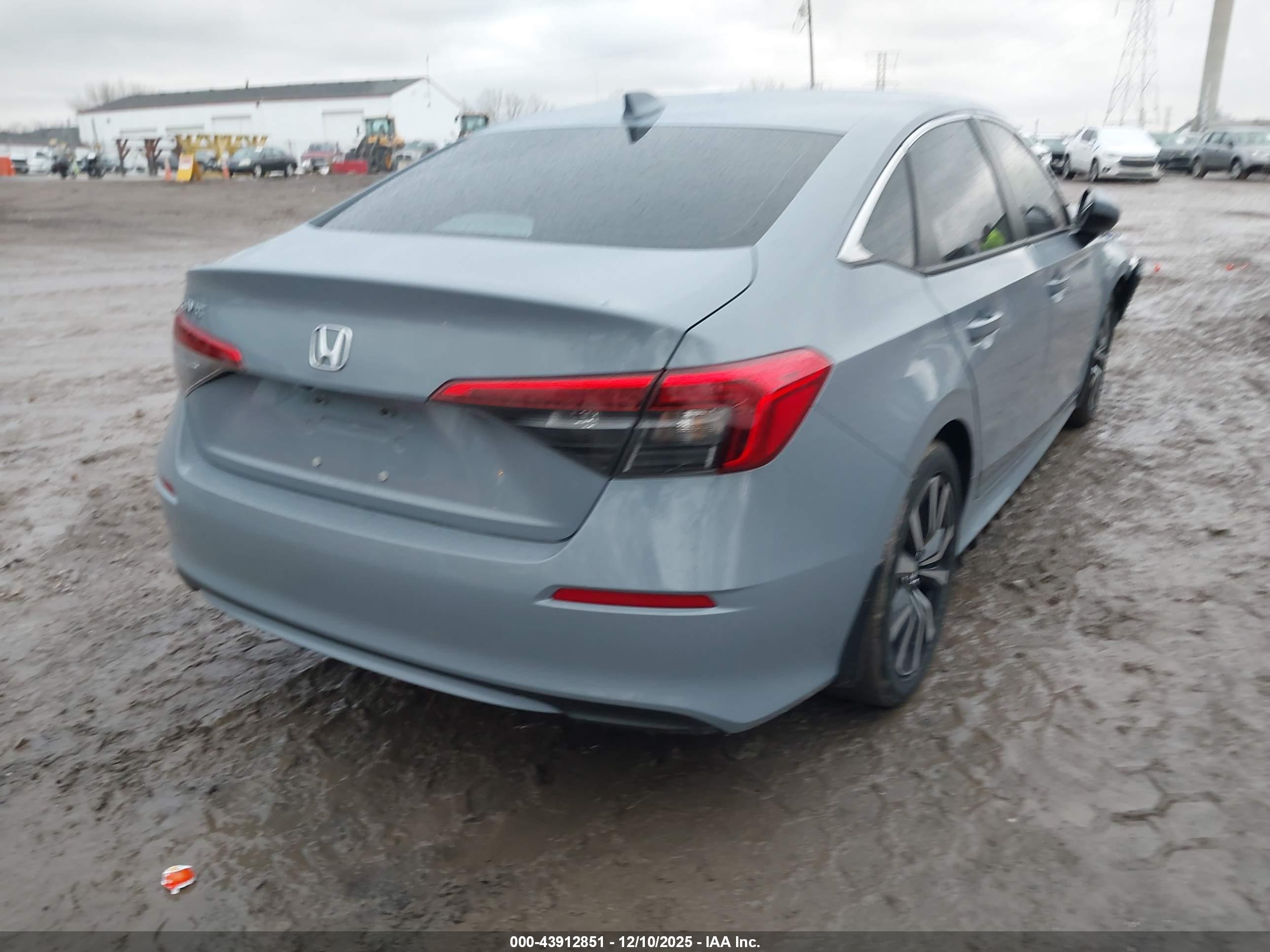 HONDA CIVIC image 4