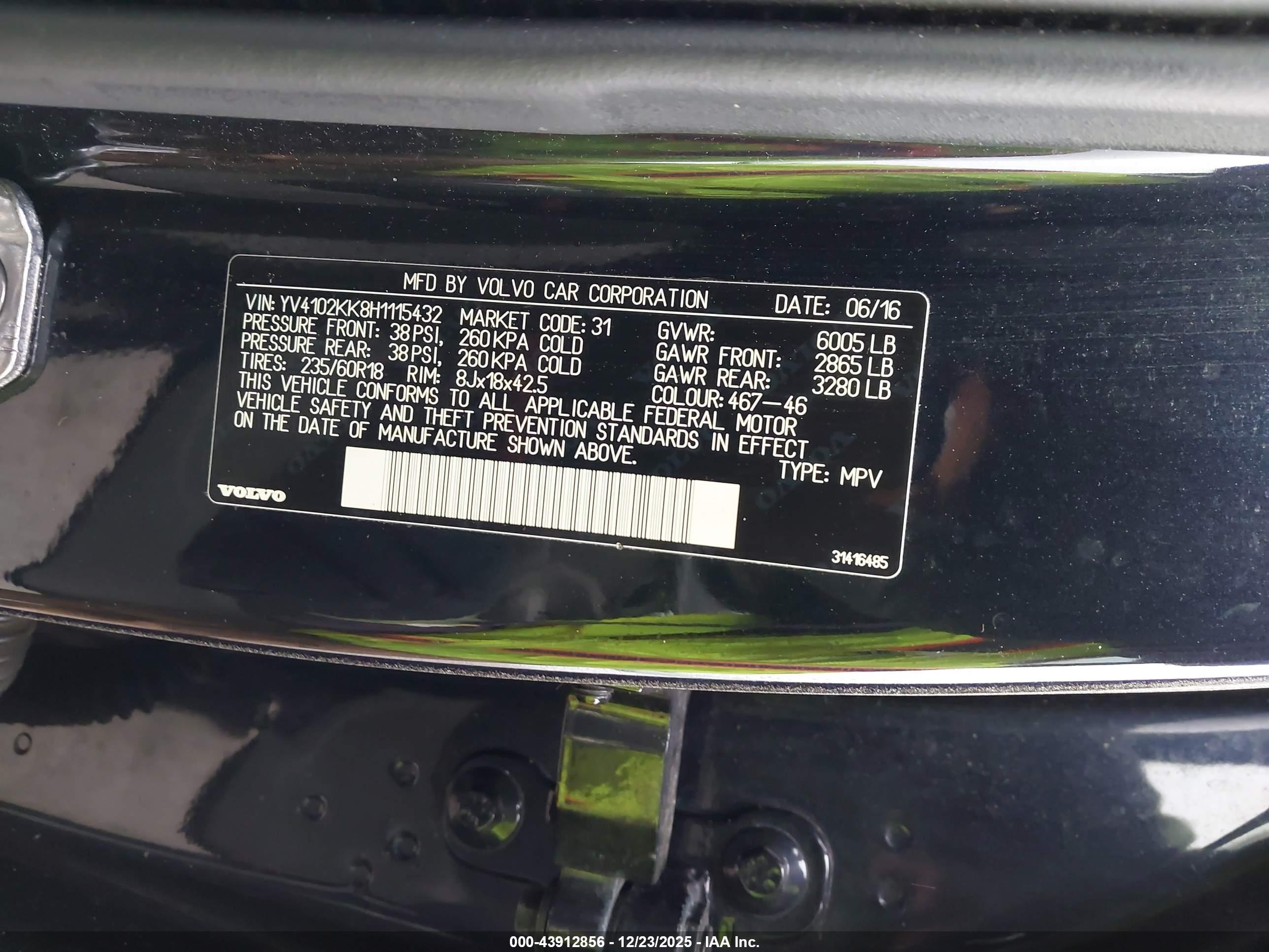 VOLVO XC90 image 9
