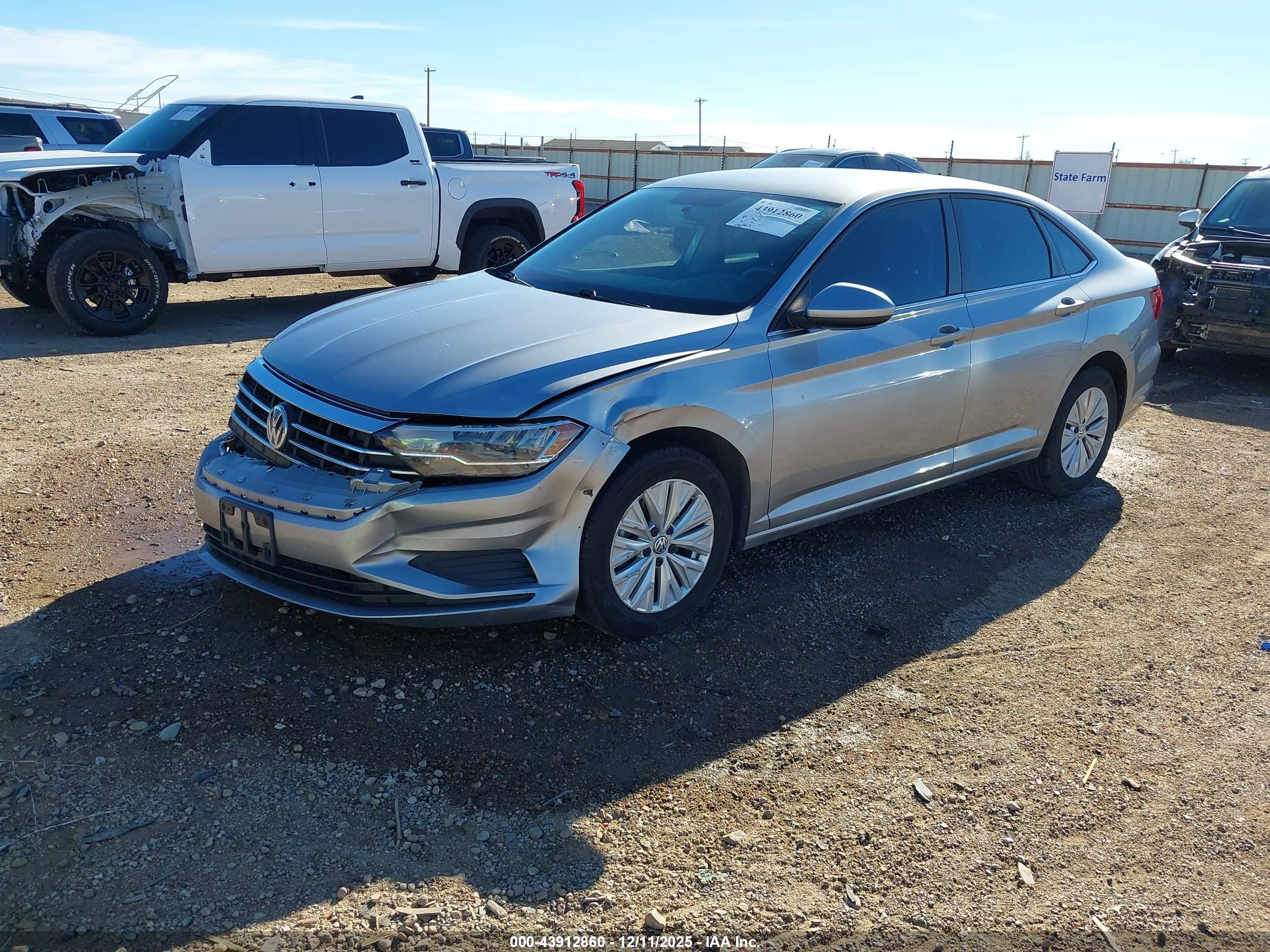 VOLKSWAGEN JETTA image 2