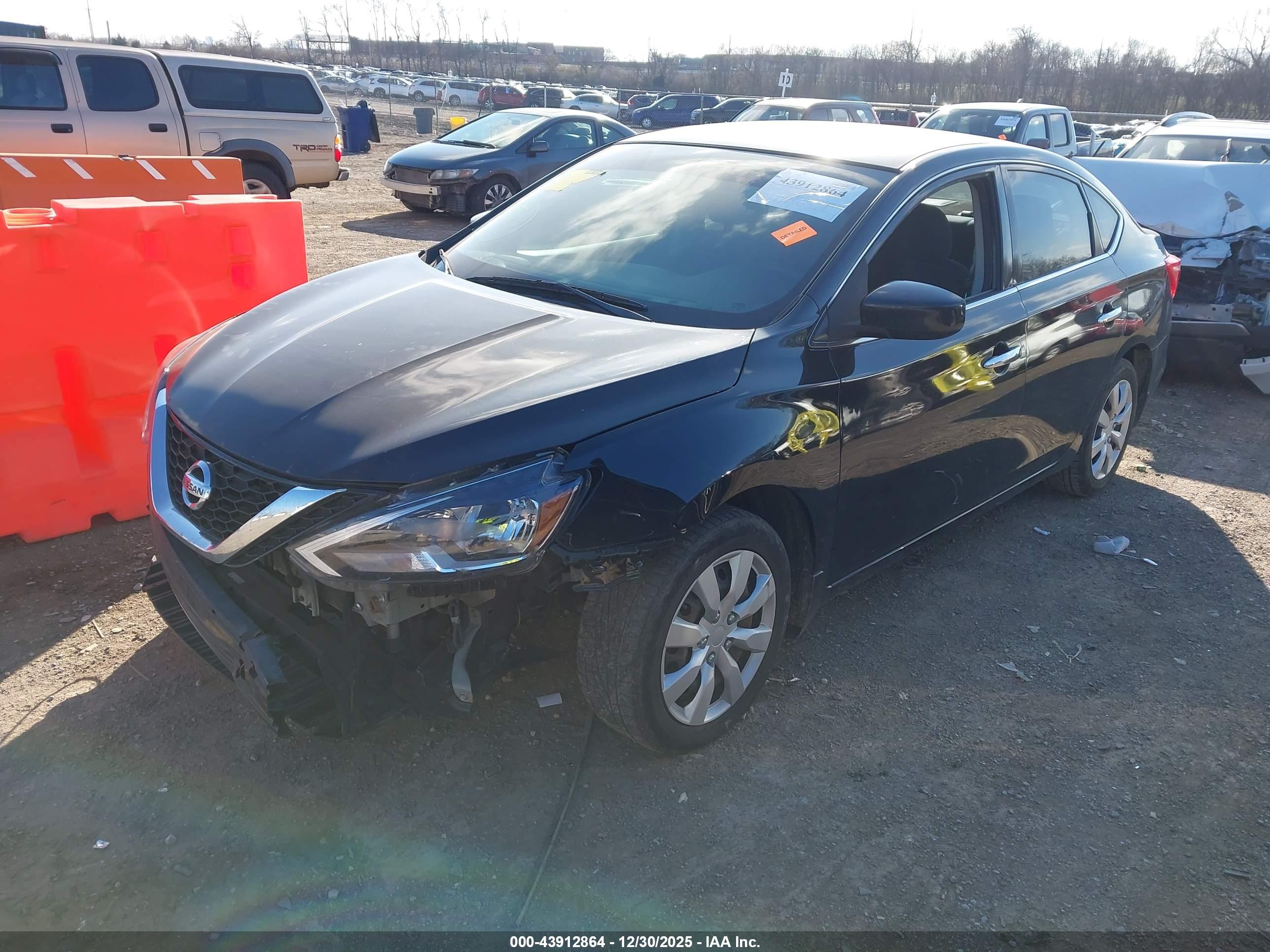 NISSAN SENTRA image 2