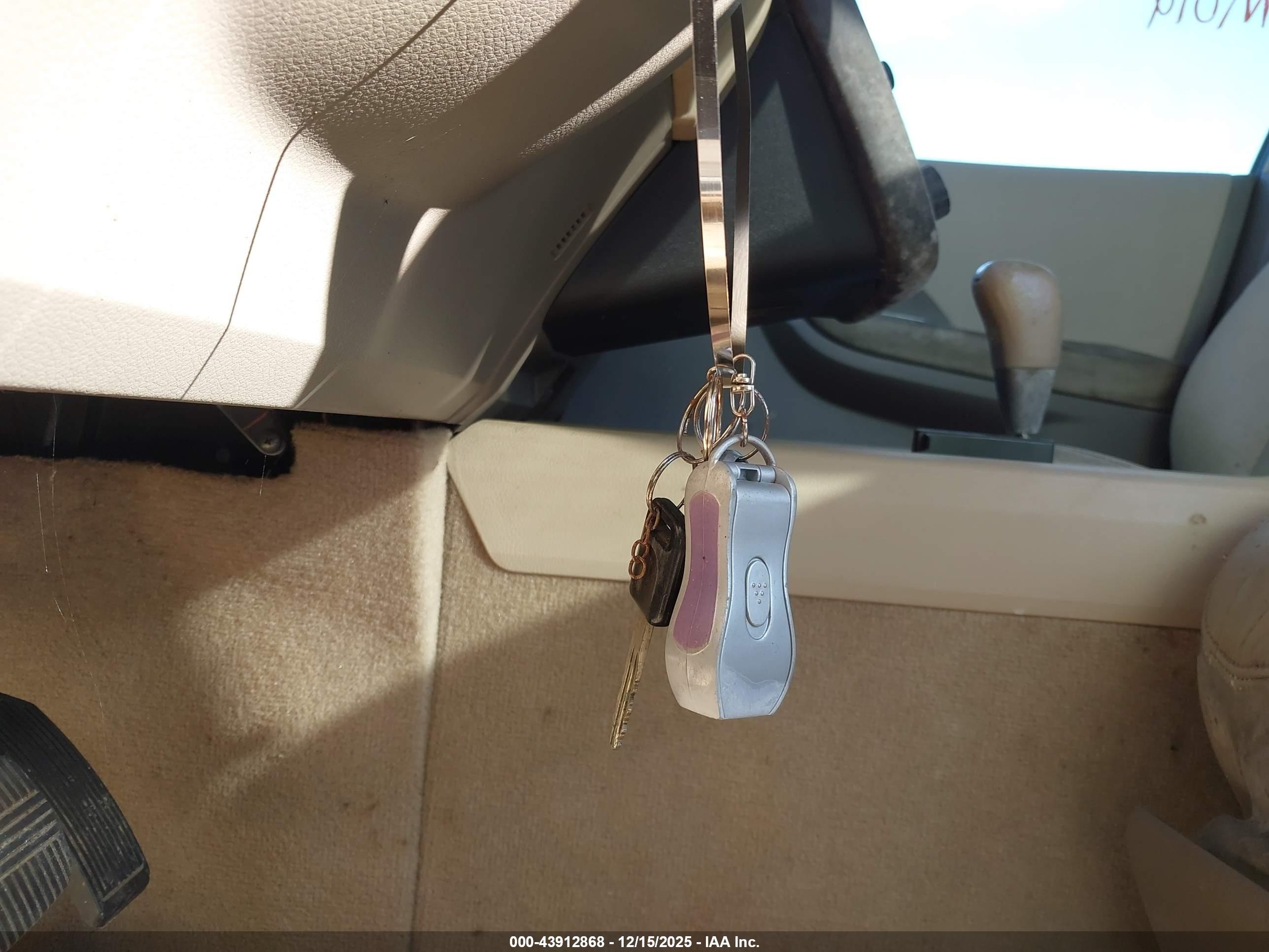 NISSAN MURANO image 11