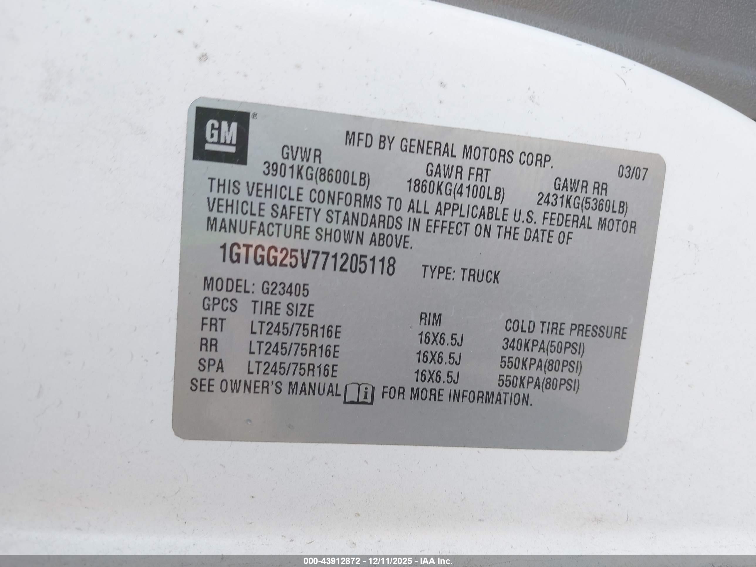 GMC SAVANA image 9