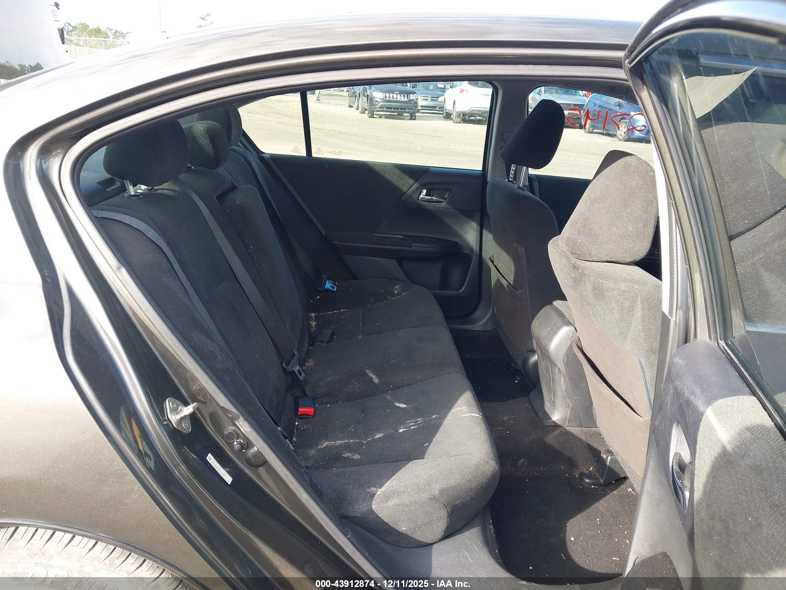 HONDA ACCORD image 8
