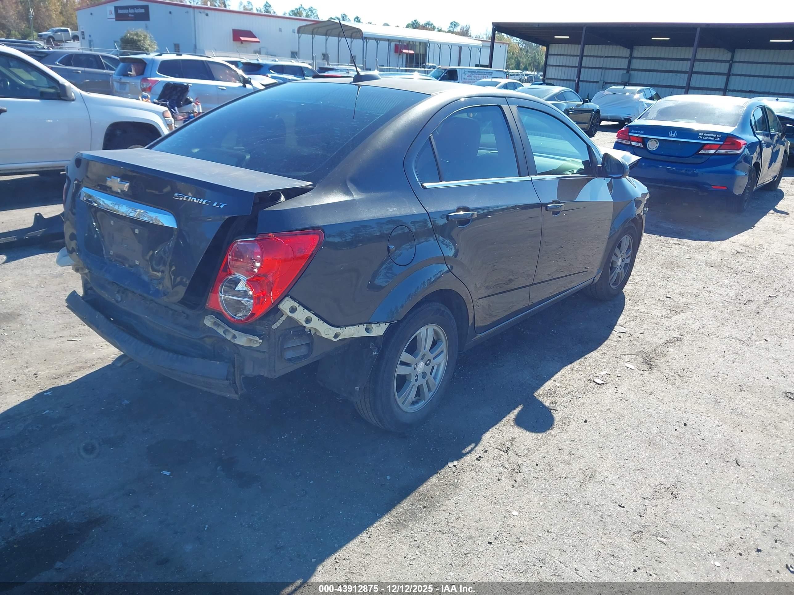 CHEVROLET SONIC image 4