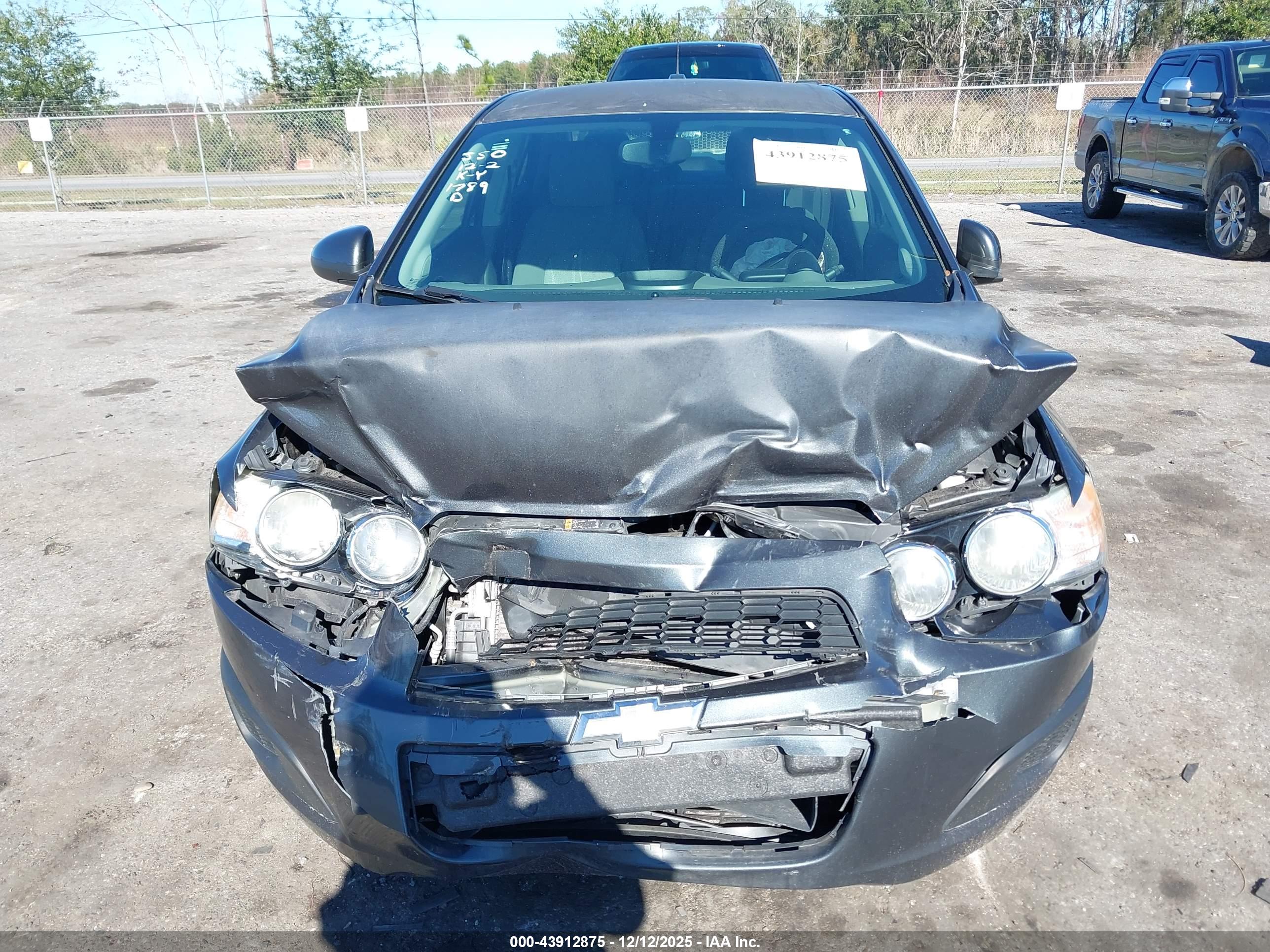 CHEVROLET SONIC image 6