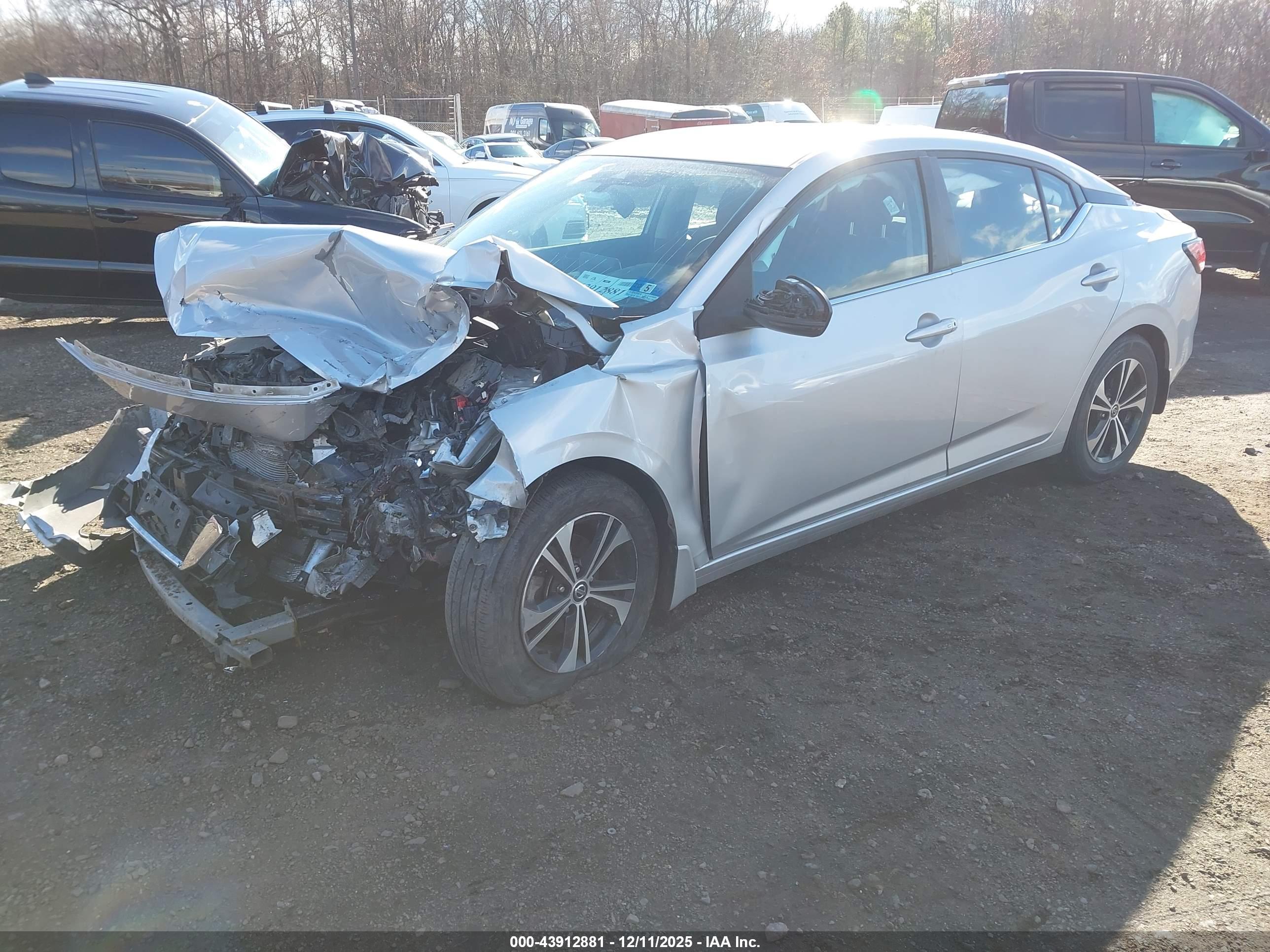 NISSAN SENTRA image 2