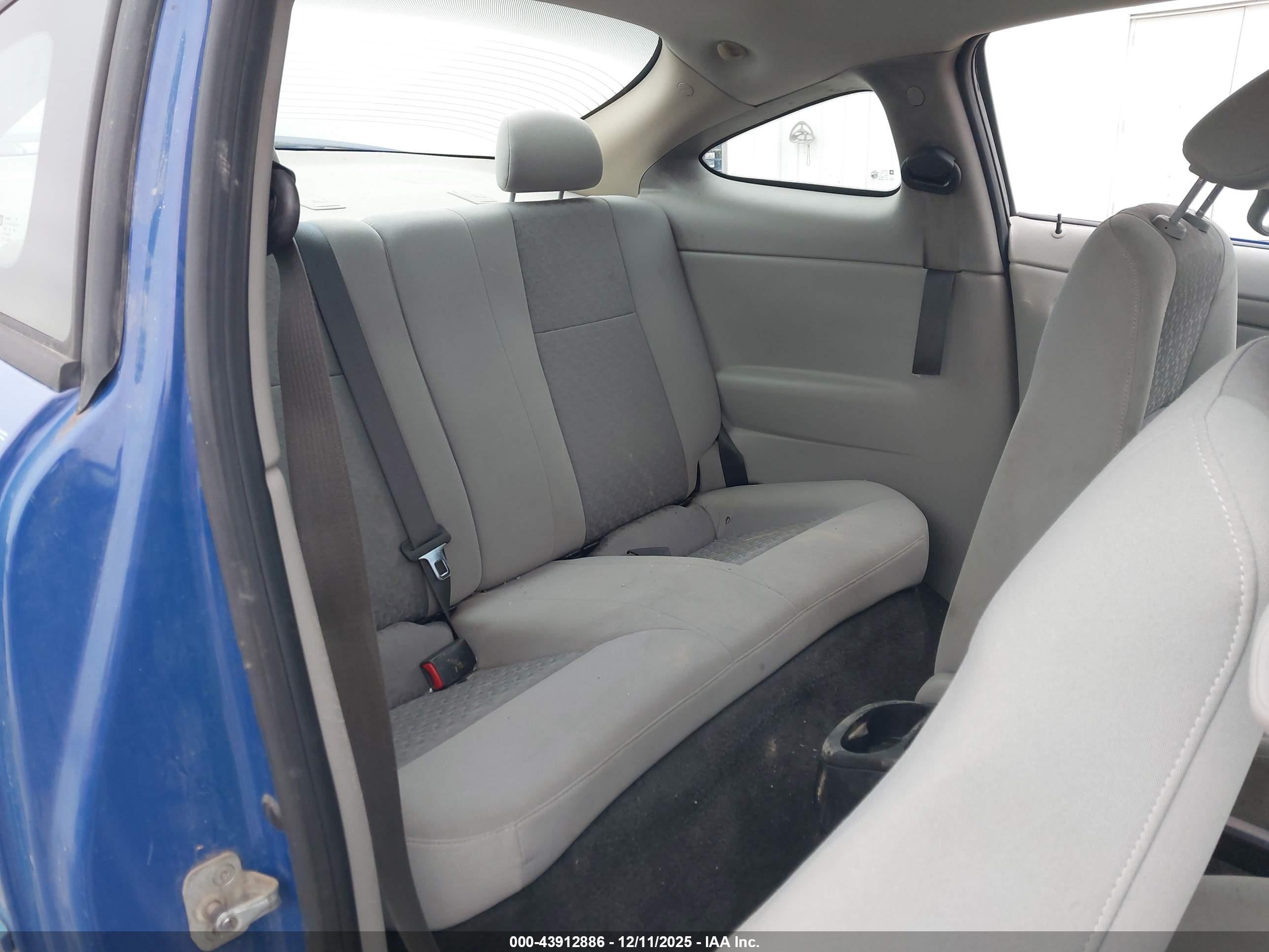CHEVROLET COBALT image 8