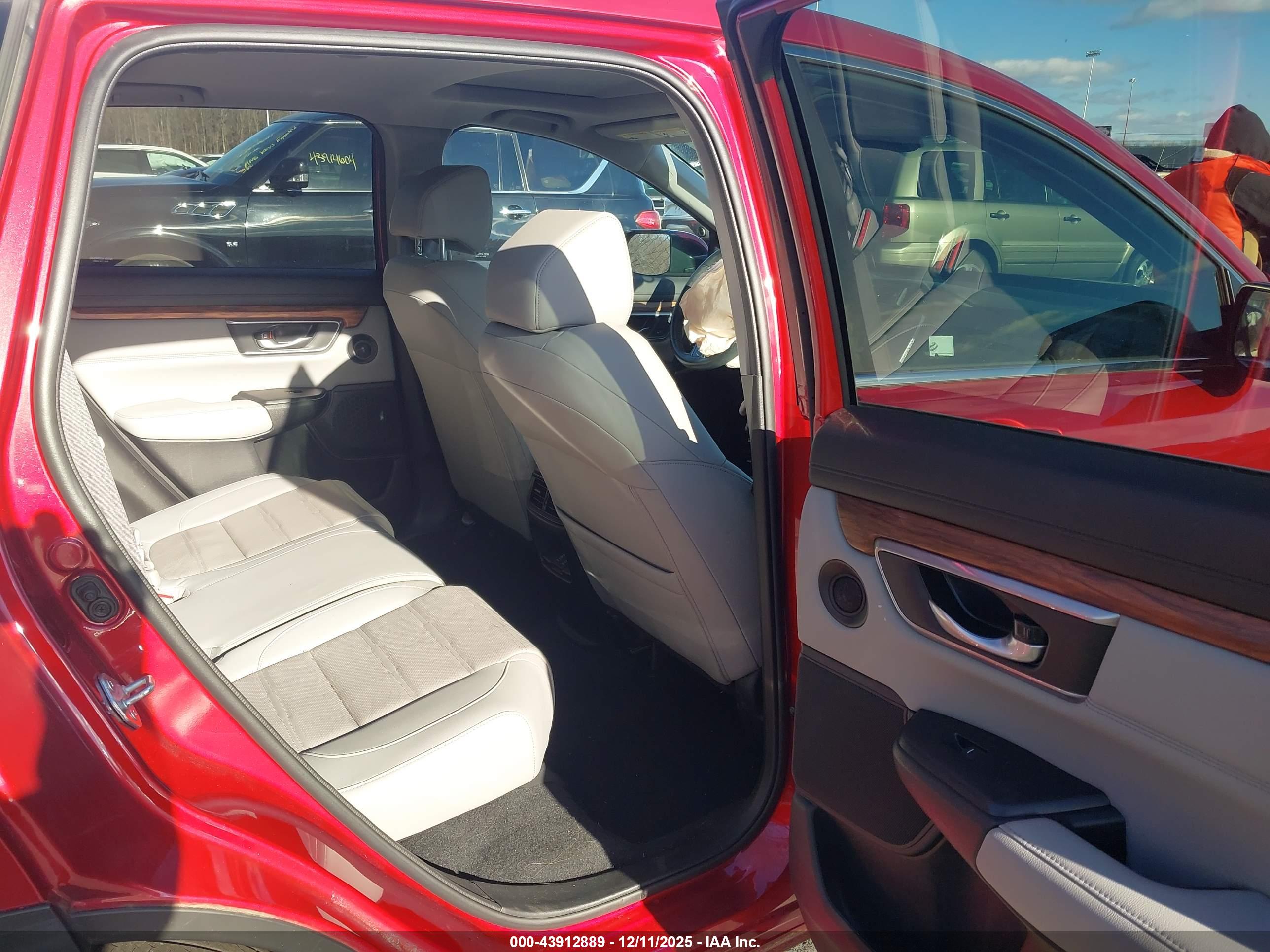 HONDA CR-V image 8