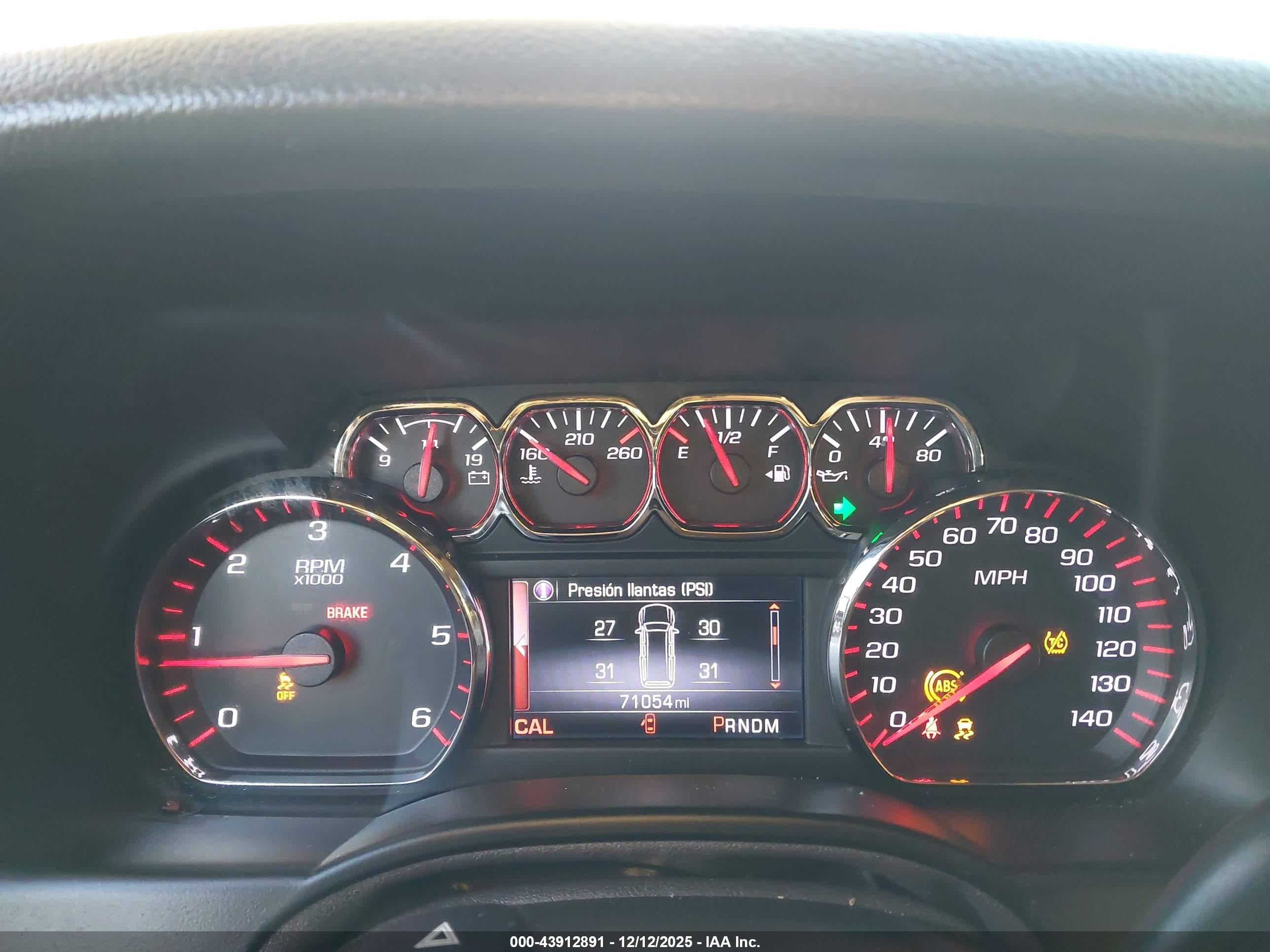 GMC YUKON image 7