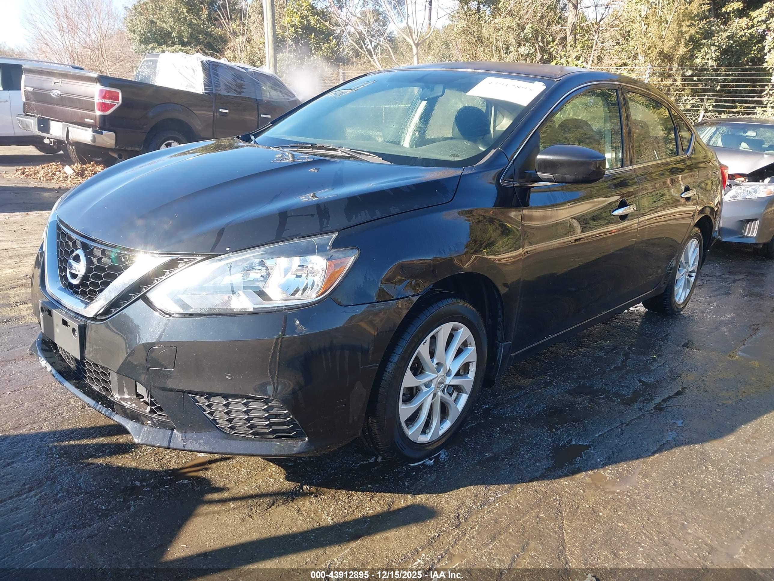 NISSAN SENTRA image 2