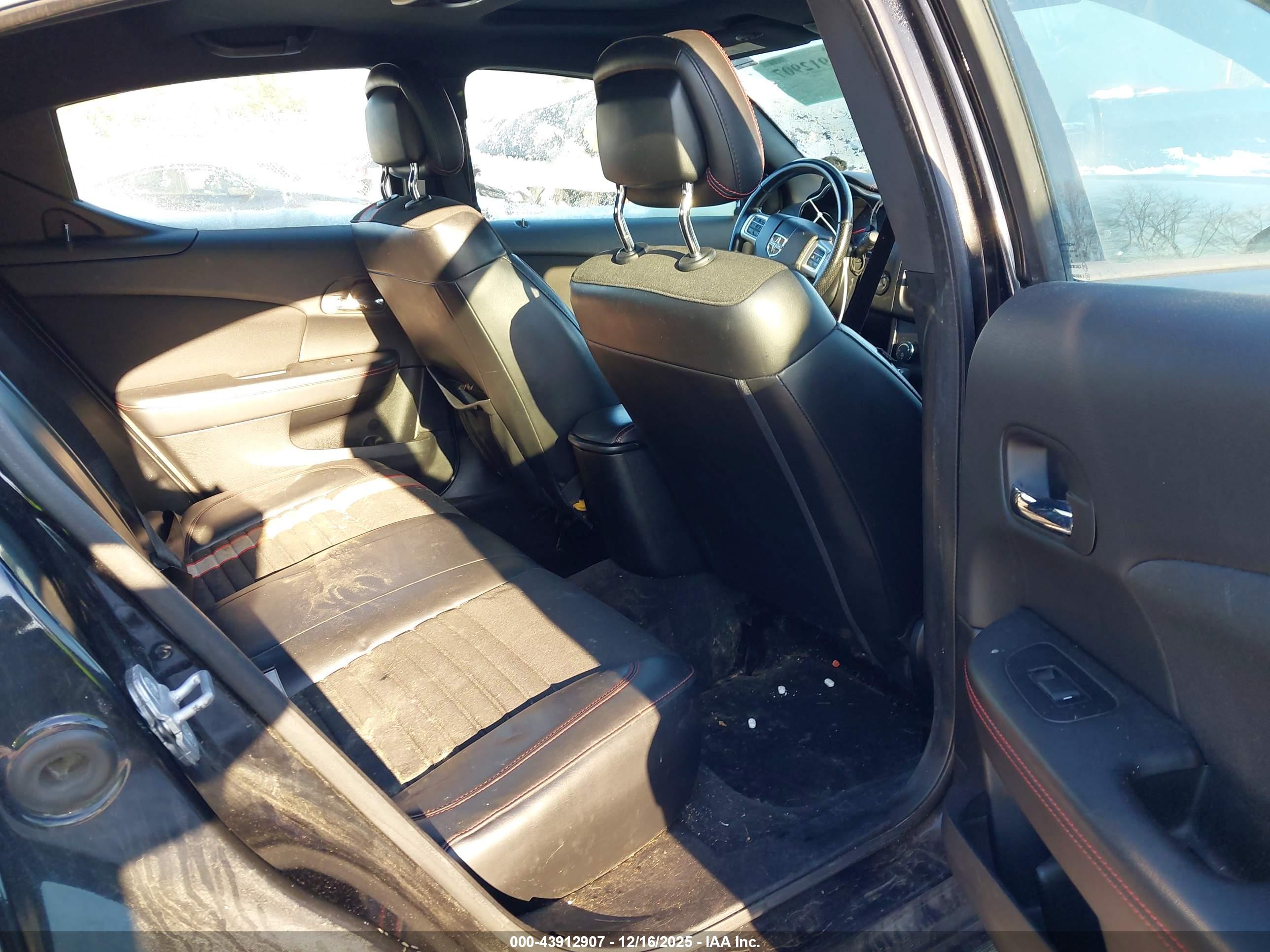 DODGE AVENGER image 8