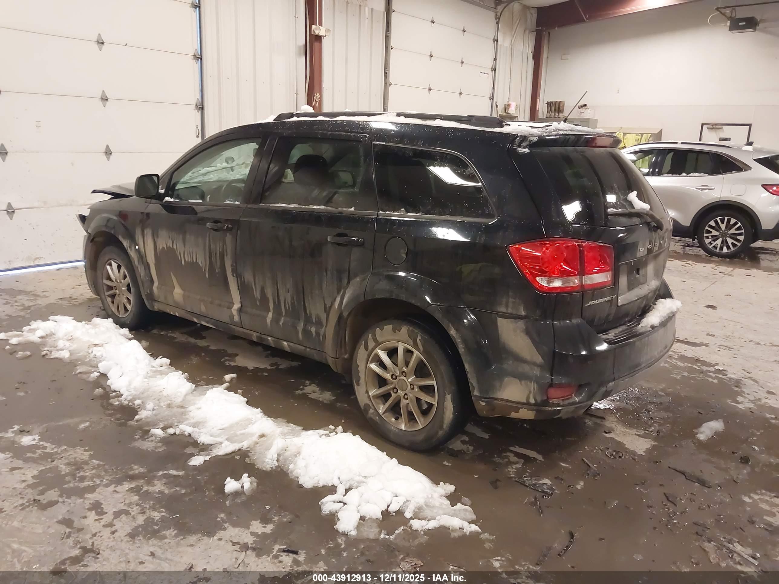 DODGE JOURNEY image 3