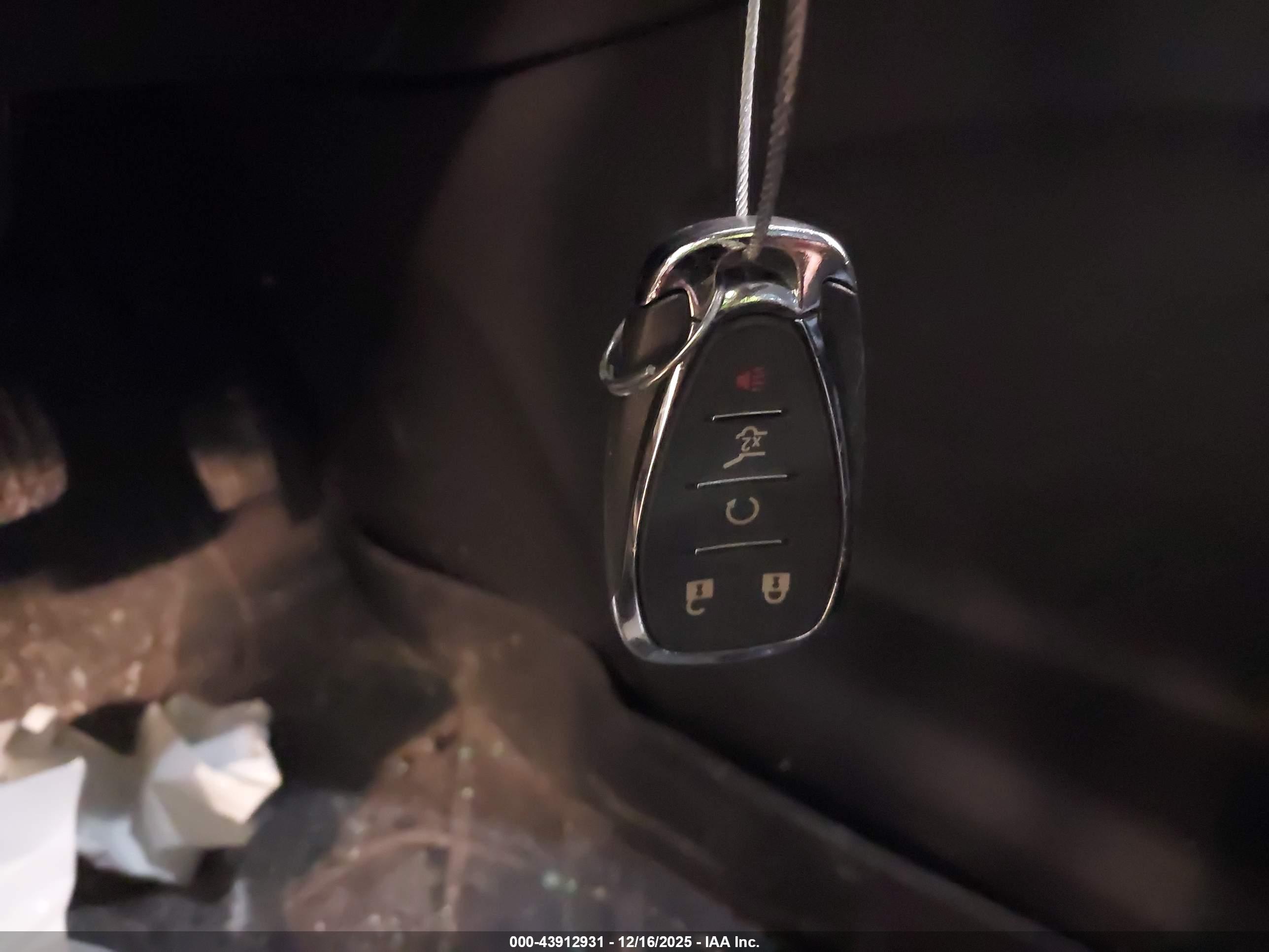 CHEVROLET EQUINOX image 11