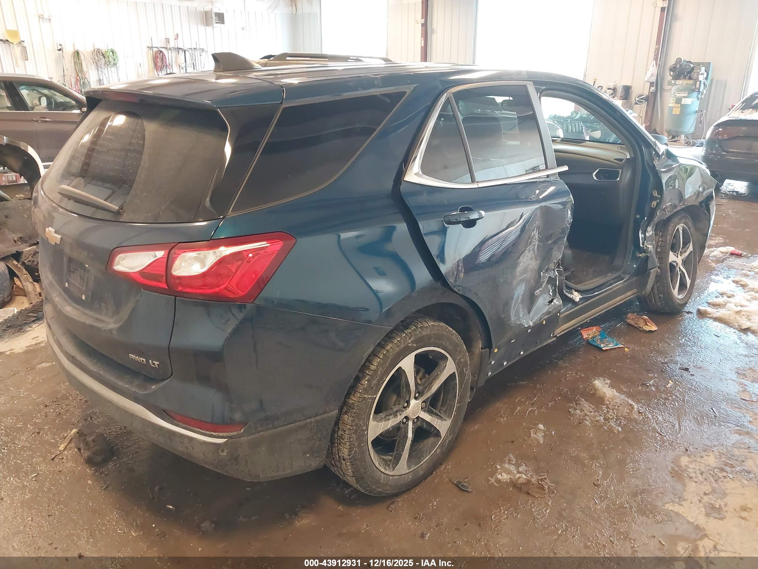 CHEVROLET EQUINOX image 4