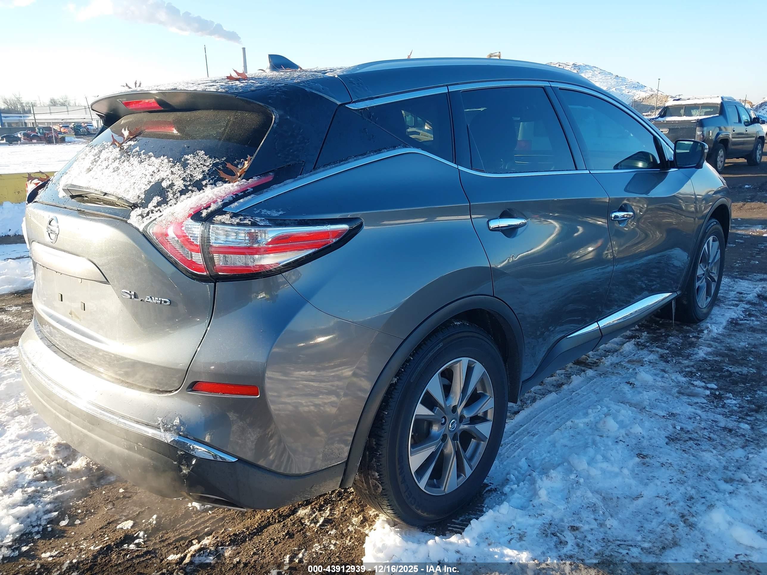 NISSAN MURANO image 4