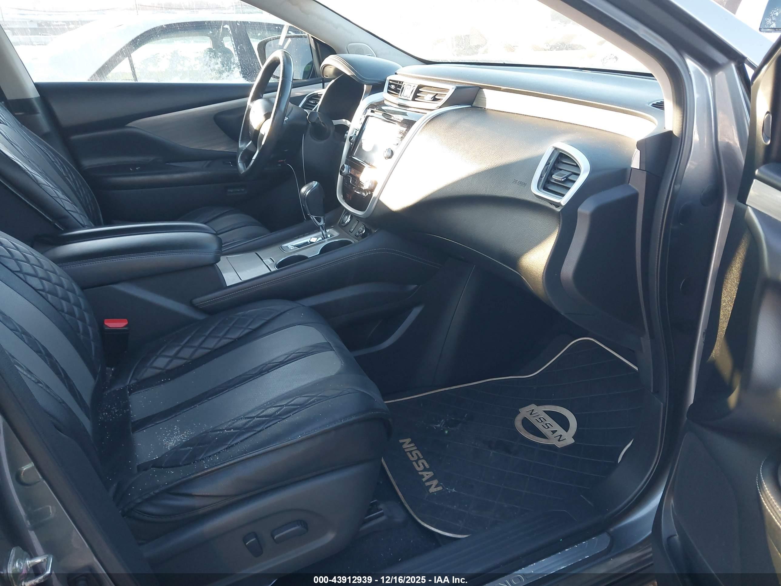 NISSAN MURANO image 5