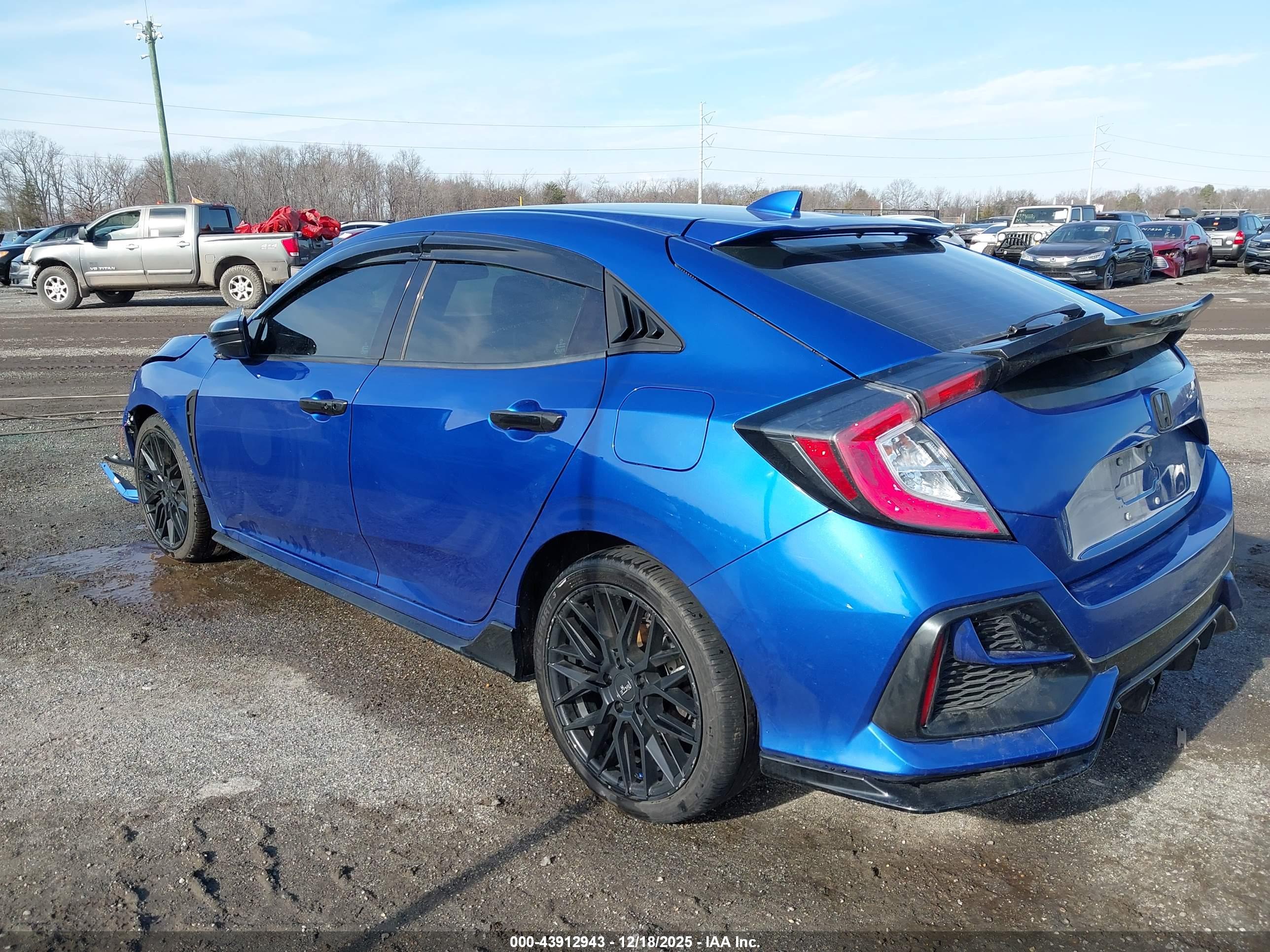 HONDA CIVIC image 3