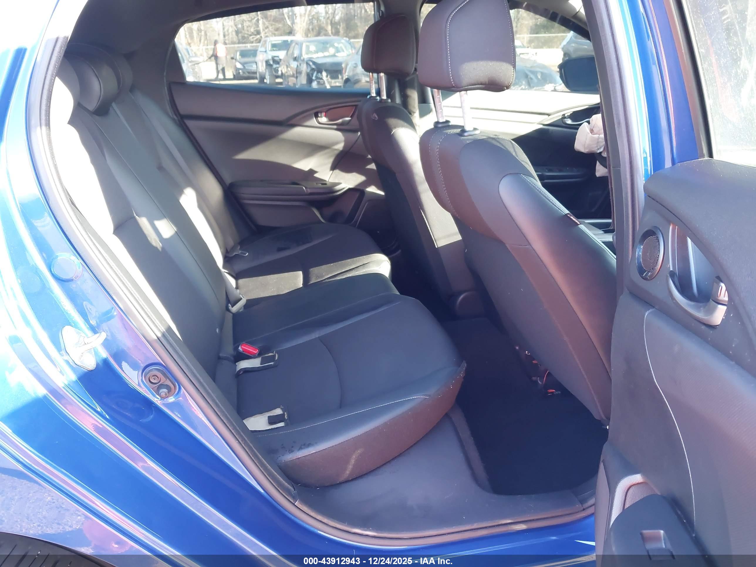 HONDA CIVIC image 8