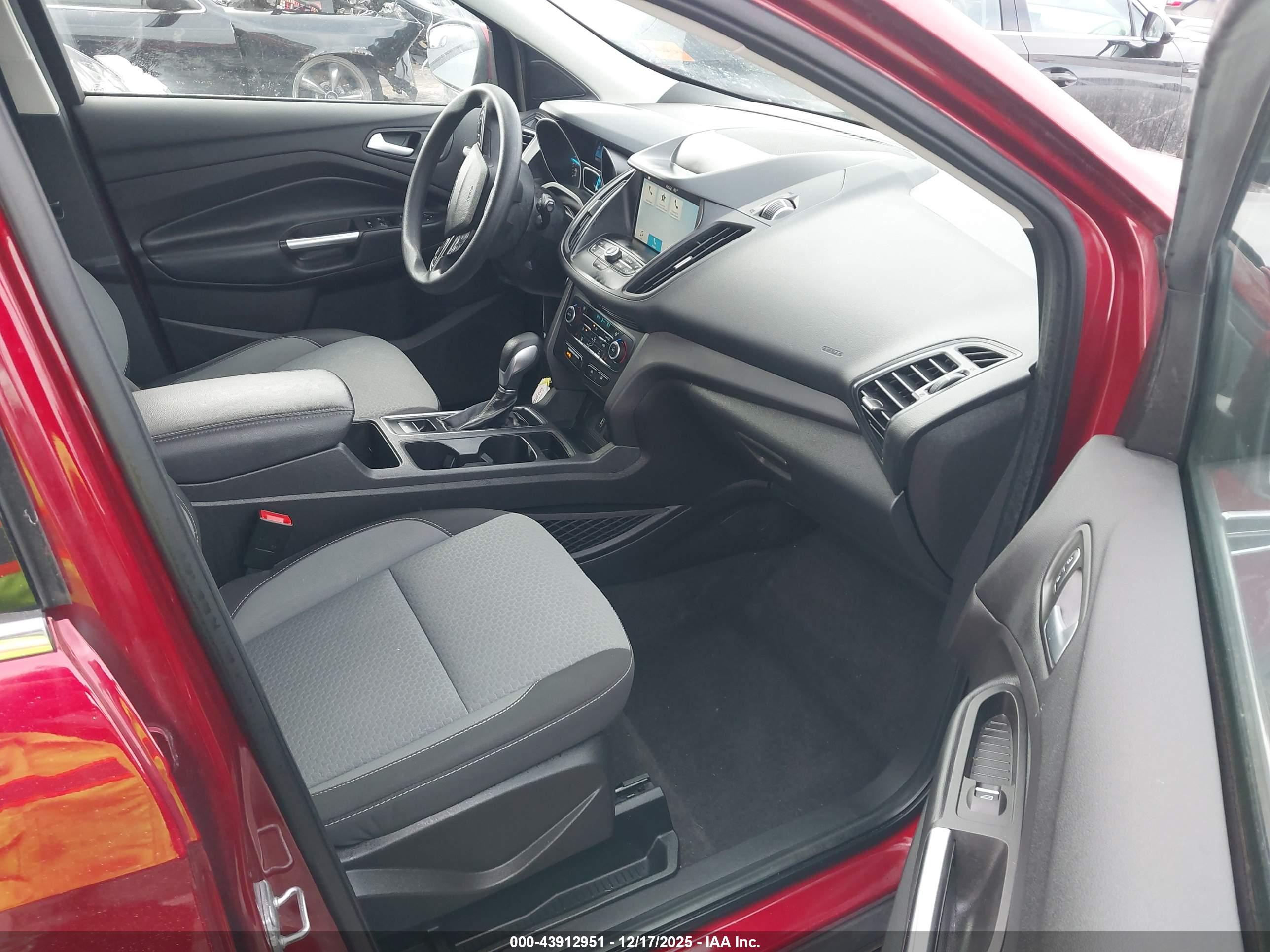 FORD ESCAPE image 5