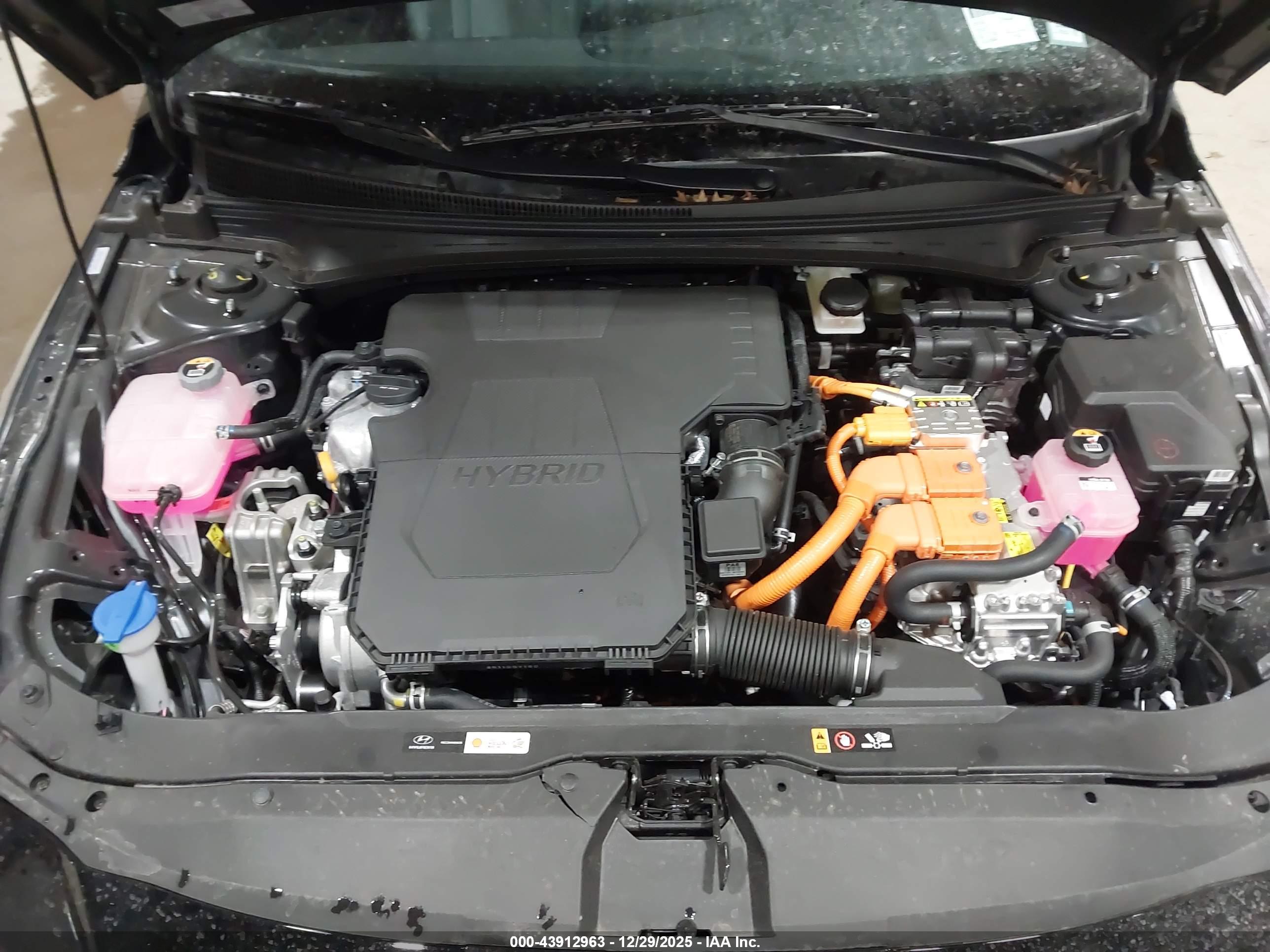 HYUNDAI ELANTRA image 10