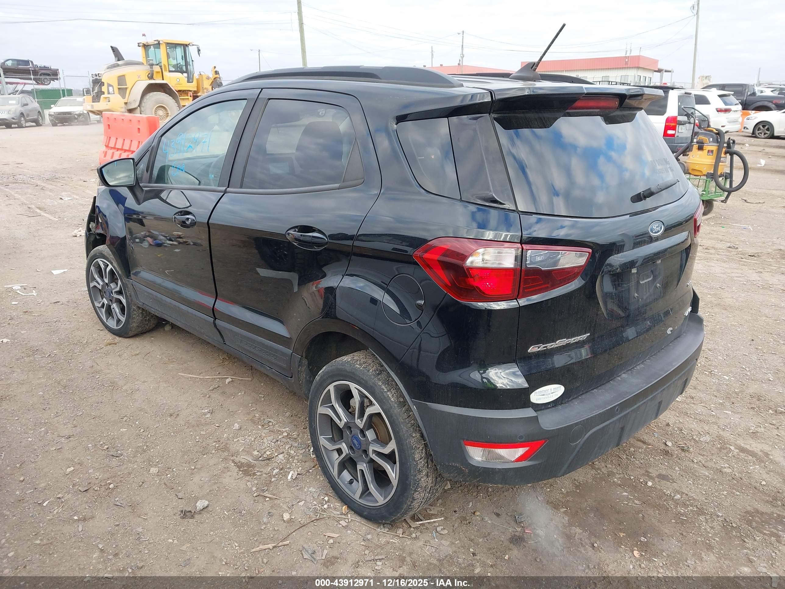 FORD ECOSPORT image 3