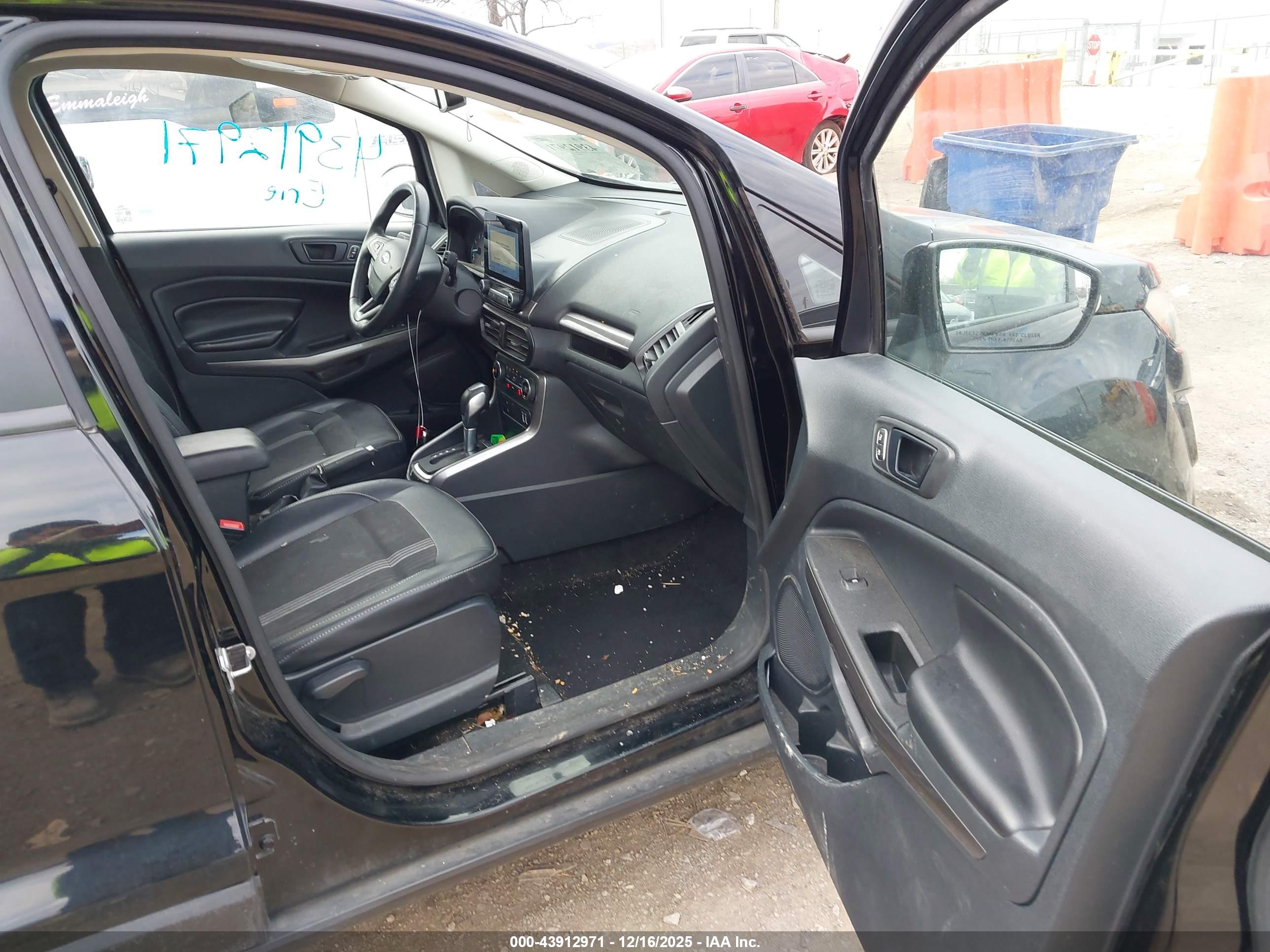 FORD ECOSPORT image 5