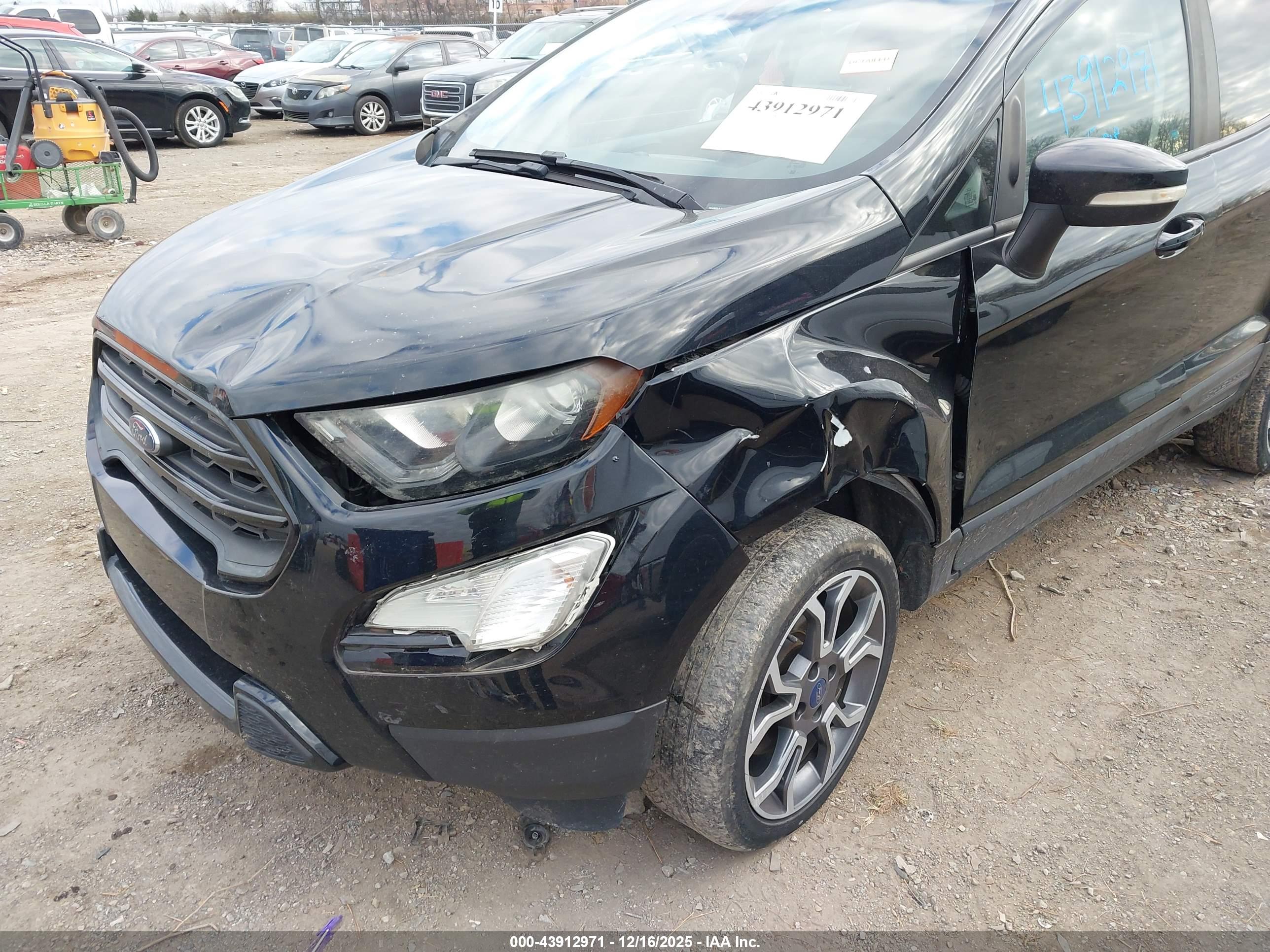 FORD ECOSPORT image 6
