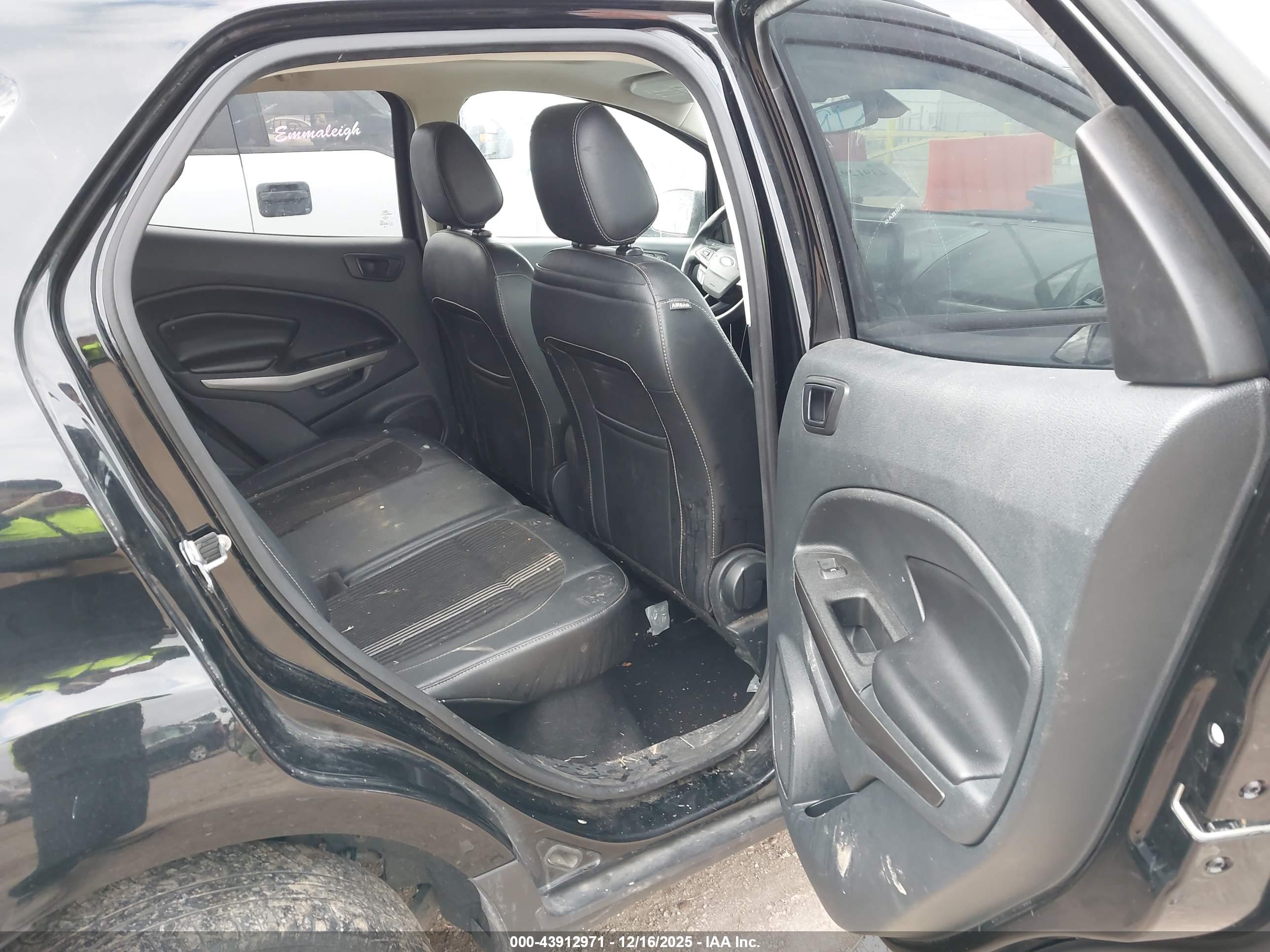 FORD ECOSPORT image 8