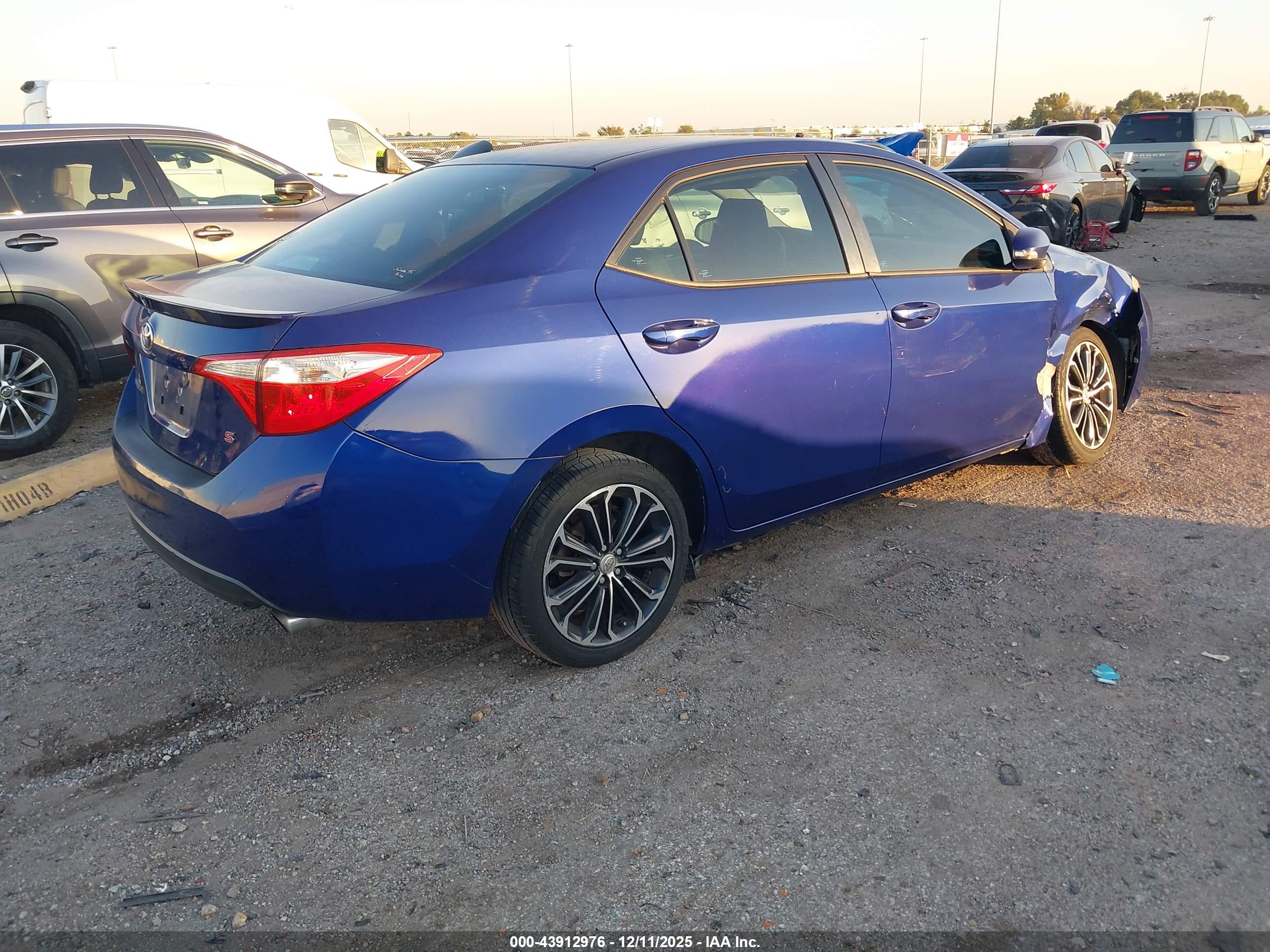 TOYOTA COROLLA image 4