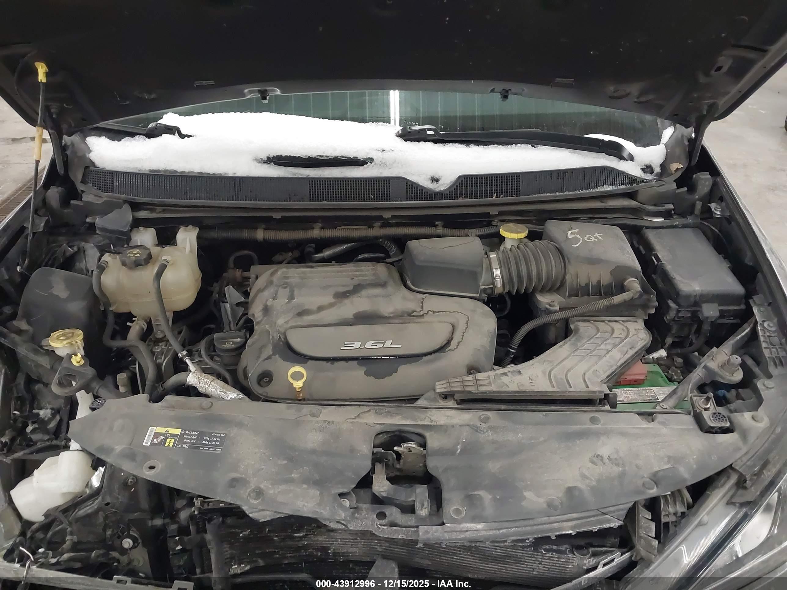 CHRYSLER PACIFICA image 10