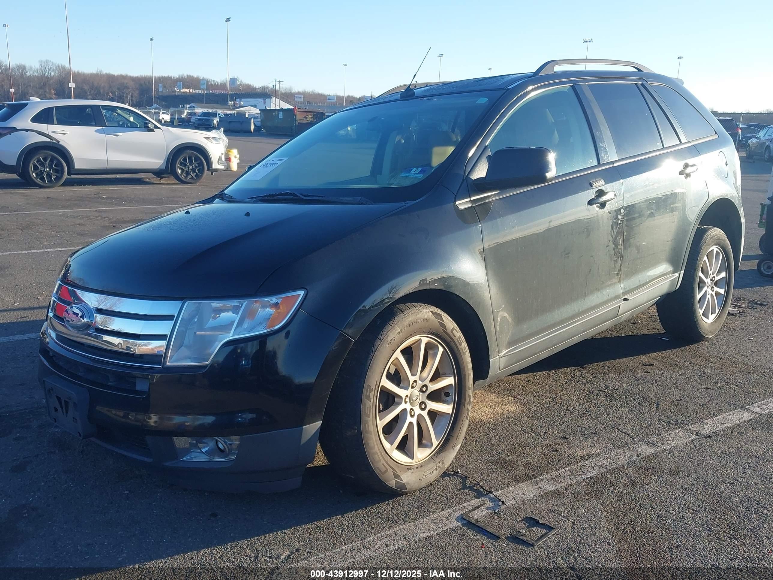 FORD EDGE image 2