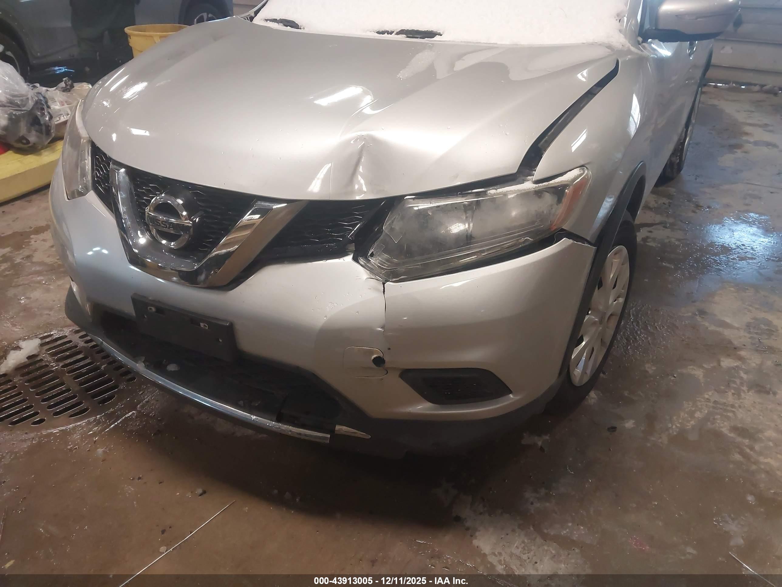 NISSAN ROGUE image 6