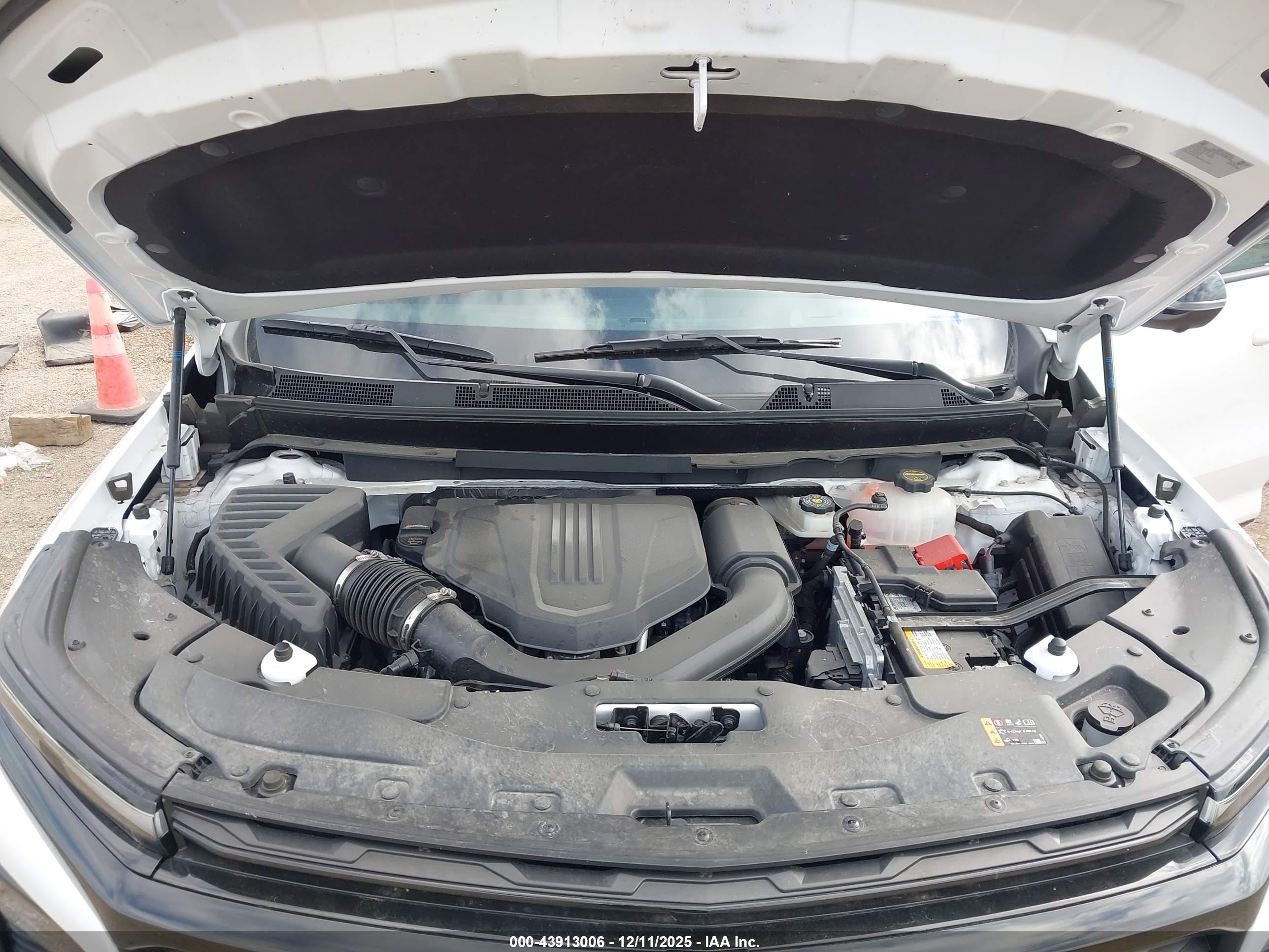CHEVROLET TRAVERSE image 10
