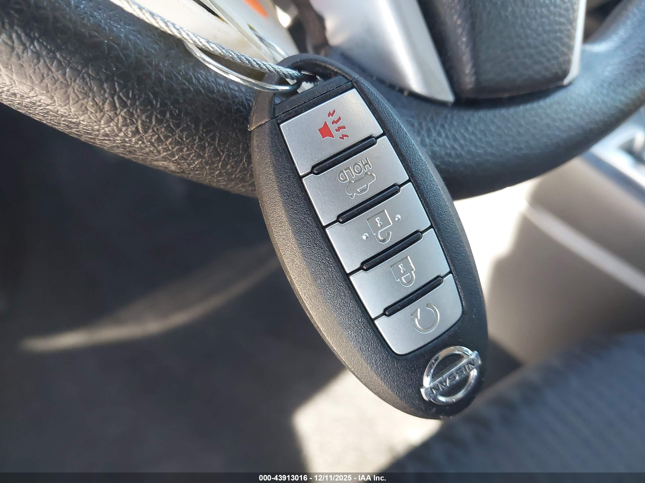 NISSAN ALTIMA image 11