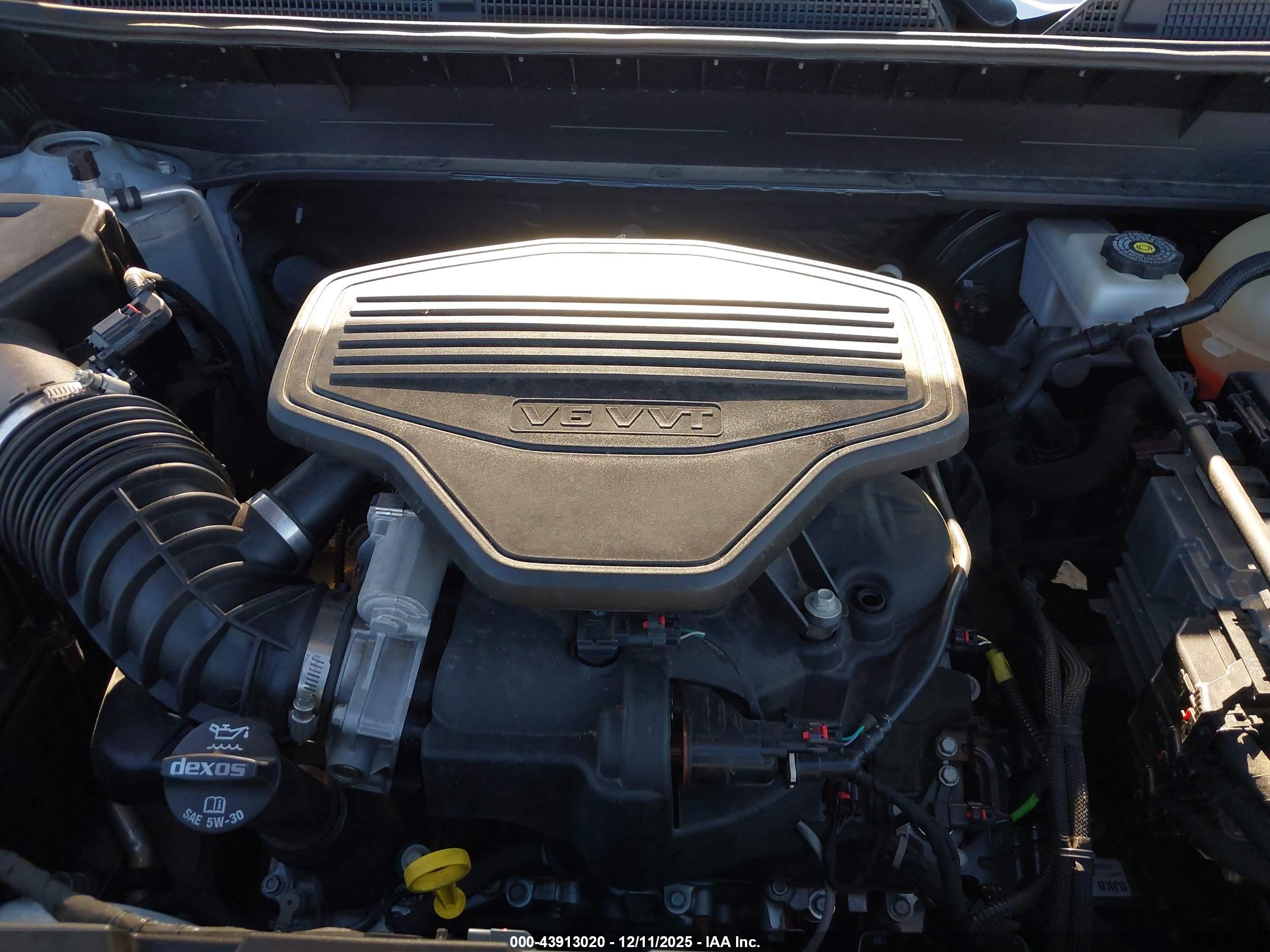 GMC ACADIA image 10