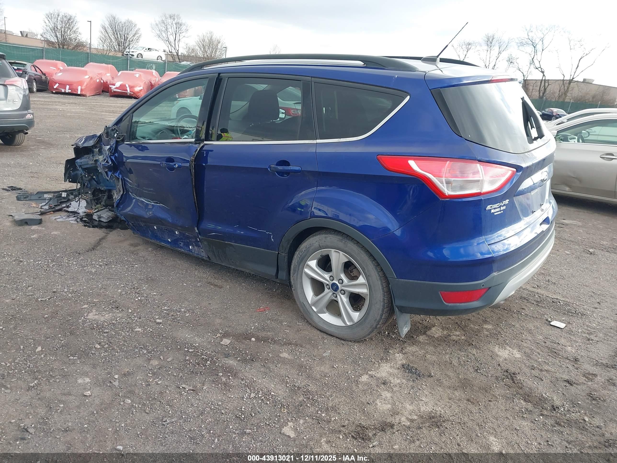 FORD ESCAPE image 3