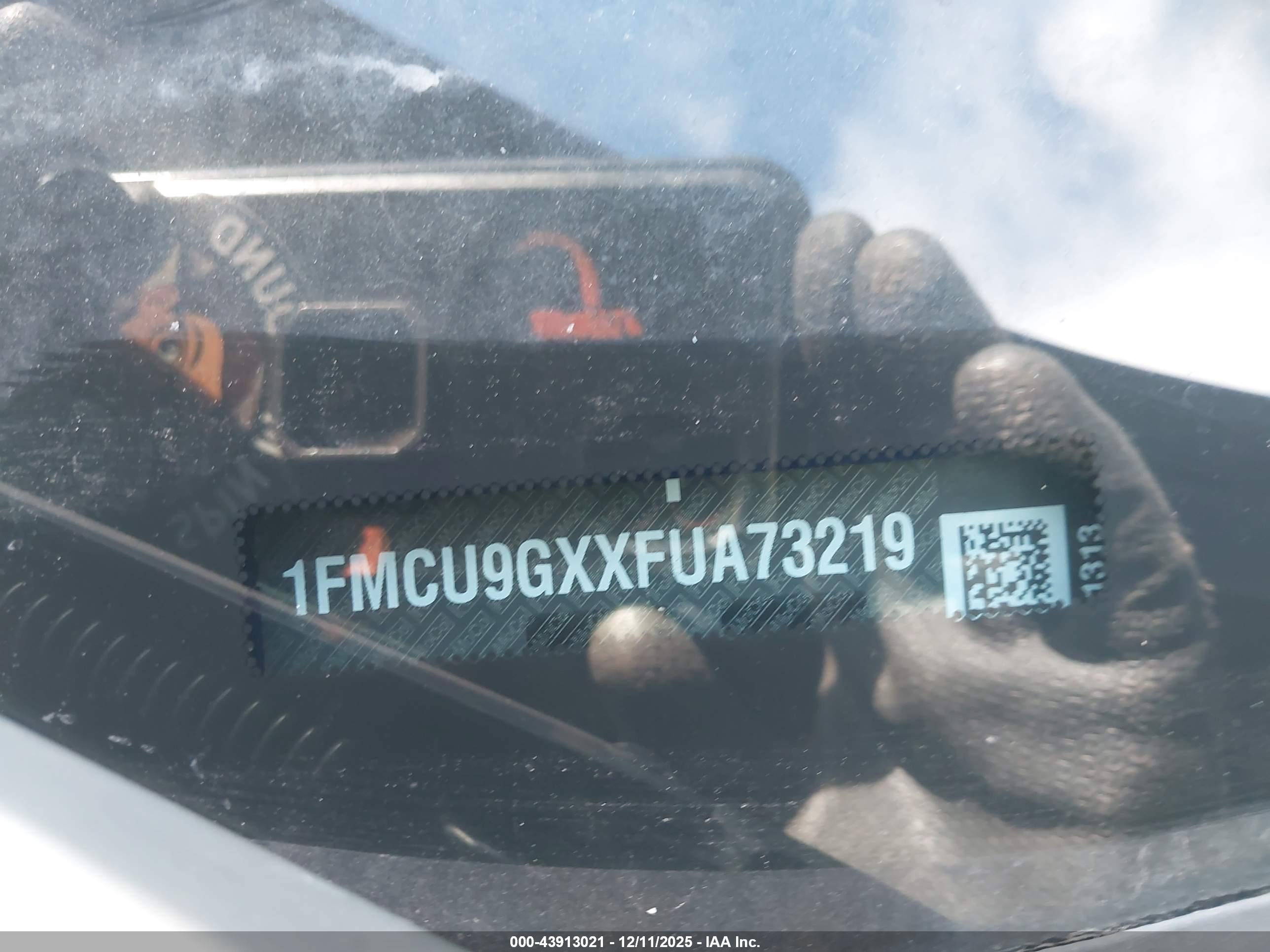 FORD ESCAPE image 9