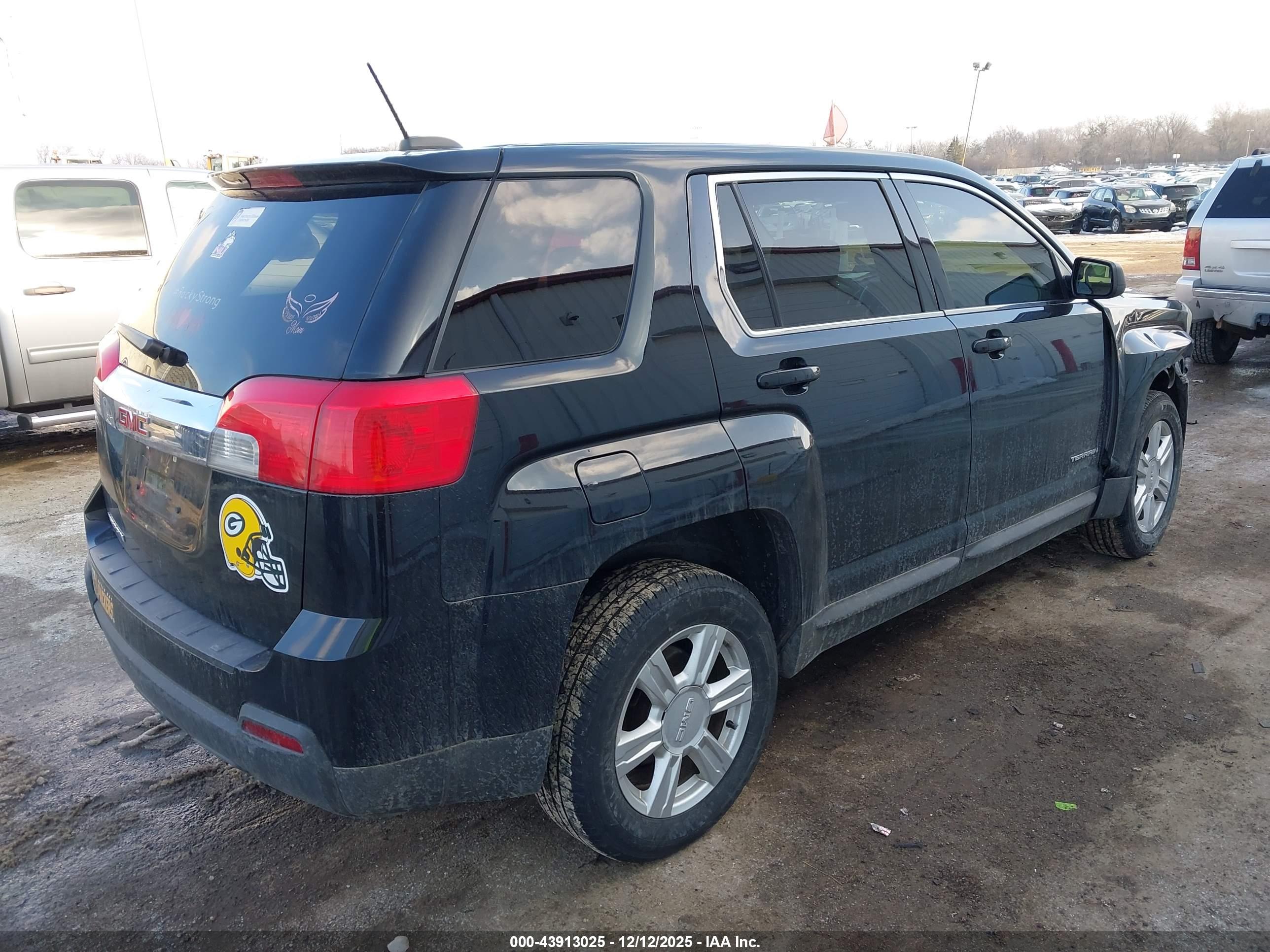 GMC TERRAIN image 4