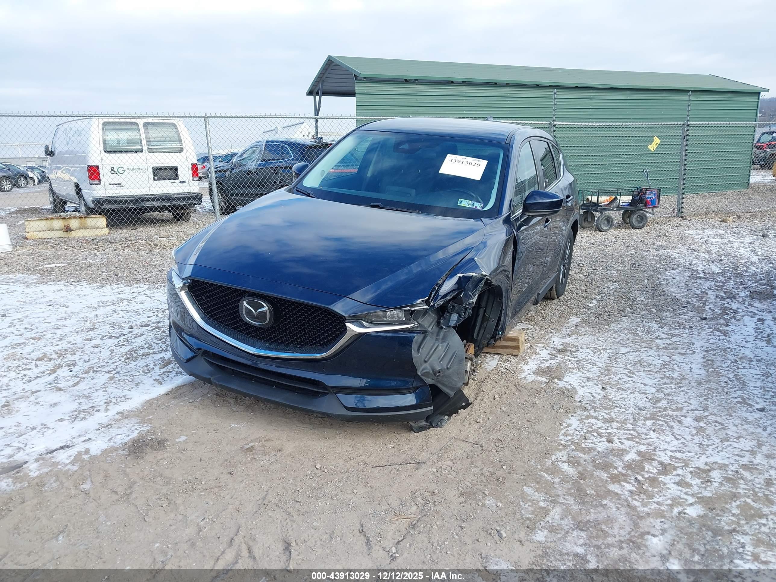 MAZDA CX-5 image 2